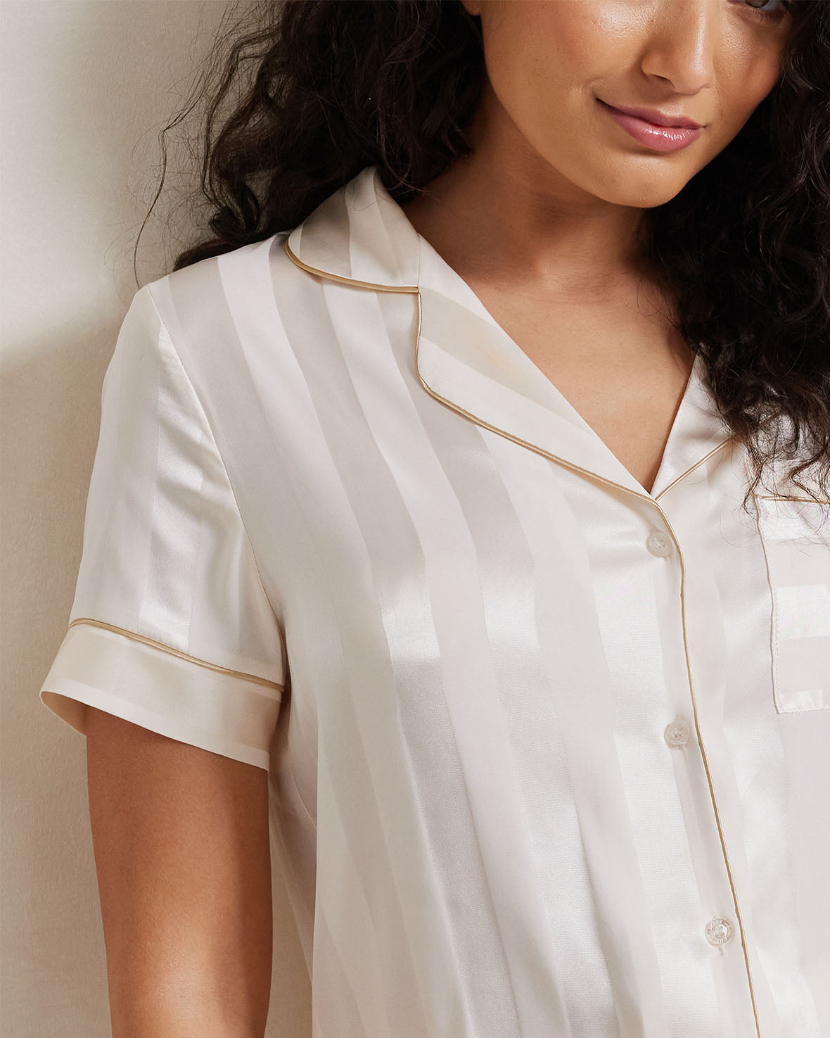 Luxury Satin Jacquard Stripe Short Pajama Set for Women - Soft Sleepwear & Lounge Wear for Summer Nights & Relaxation at Home