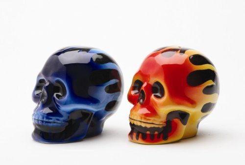 Ceramic Flame Skulls Salt and Pepper Shaker Set - Gothic Kitchen Decor, Spice Dispenser for Halloween, Gothic, or Horror Theme Dining