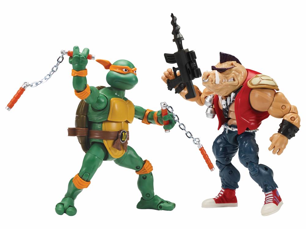 Teenage Mutant Ninja Turtles Classic Michelangelo vs Bebop Action Figure 2-Pack | TMNT Collectible Toys for Kids & Adults | Perfect for Display, Play & Gifts