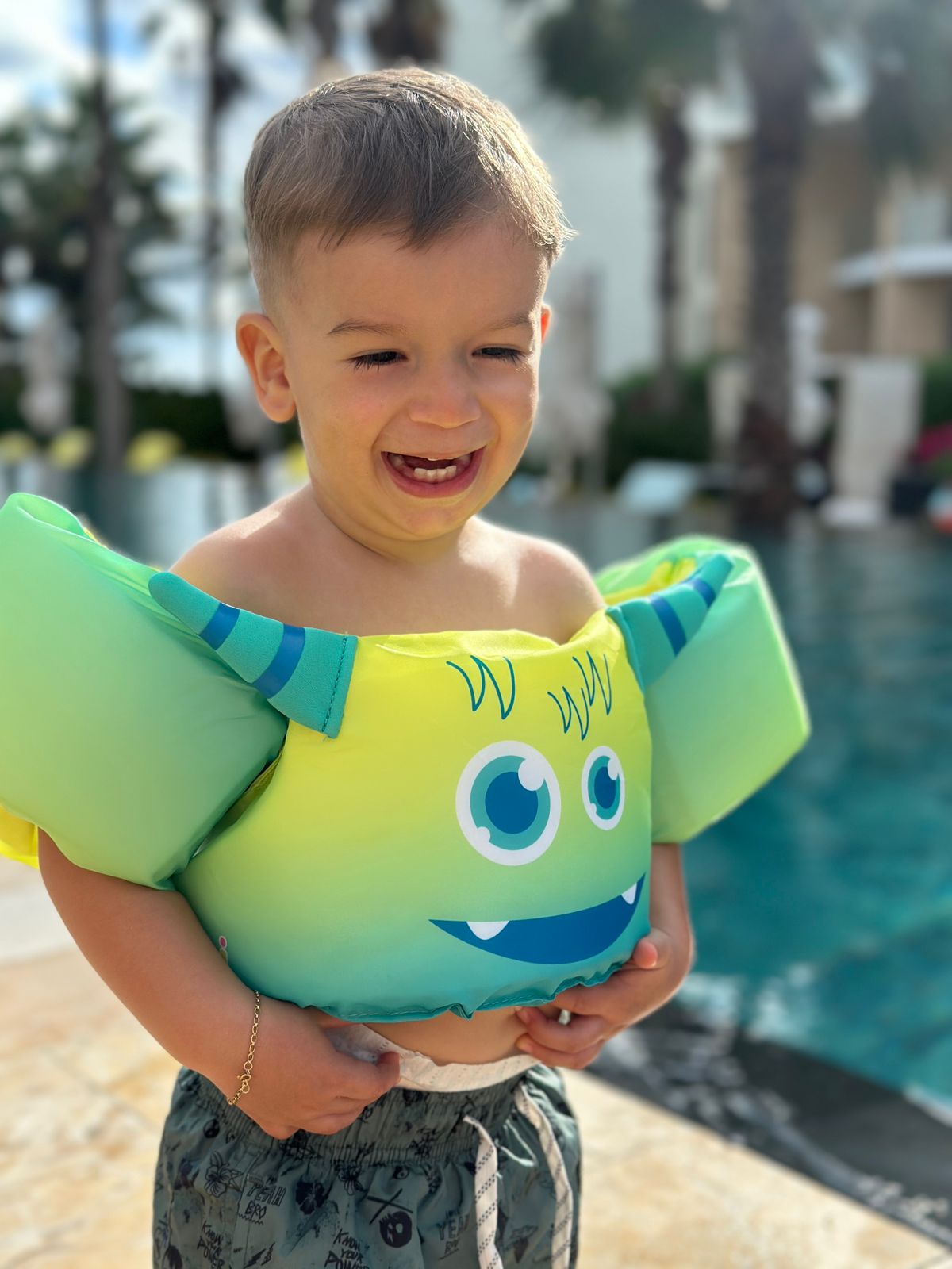 Flotador Mibi Monsters Neo Green - Inflatable Swim Float for Kids 2-3 Years | Perfect for Pool, Beach & Water Play