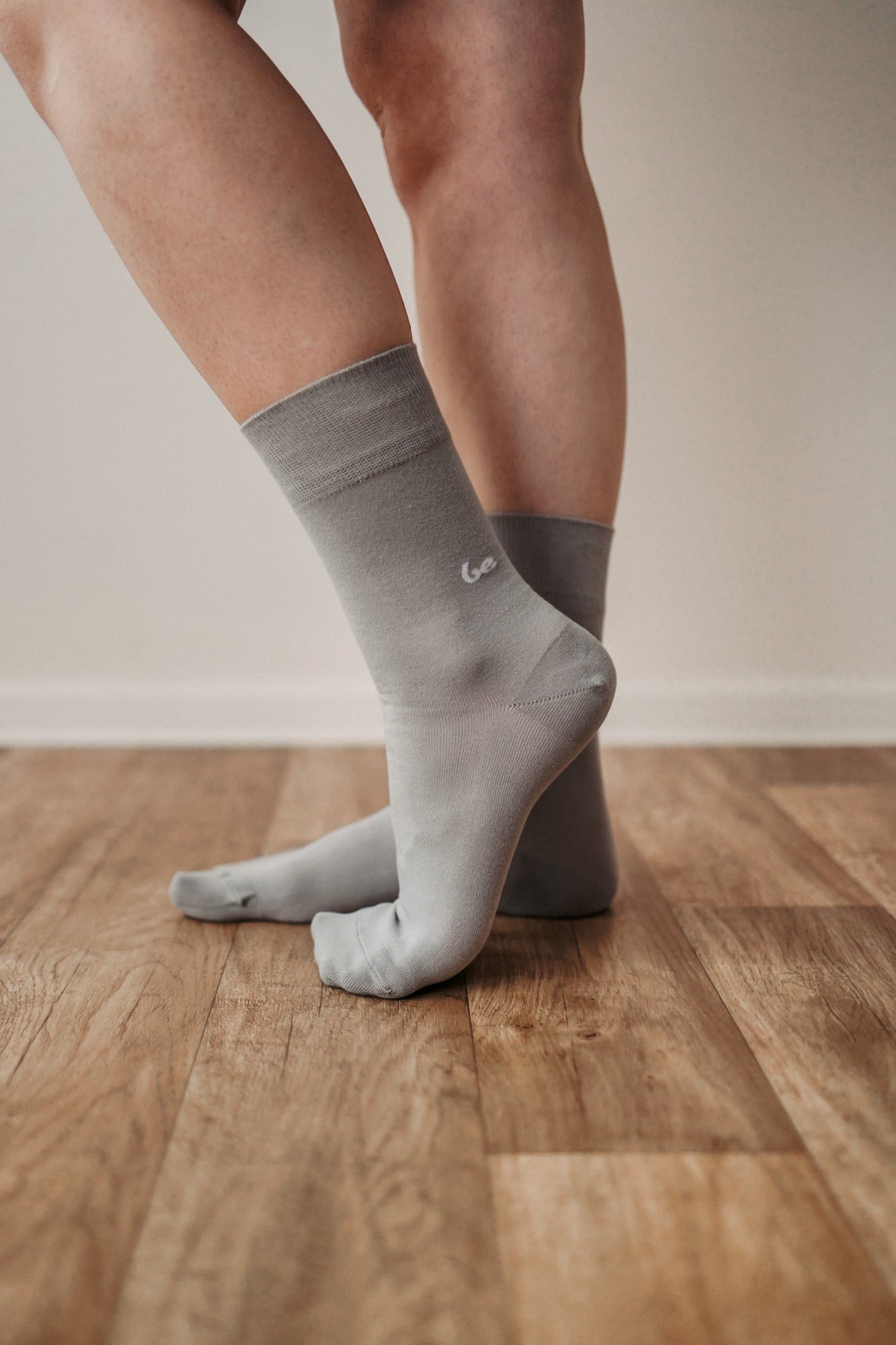 Barefoot Socks for Men & Women - Soft Crew Essential Socks in Grey - Perfect for Yoga, Running & Home Comfort