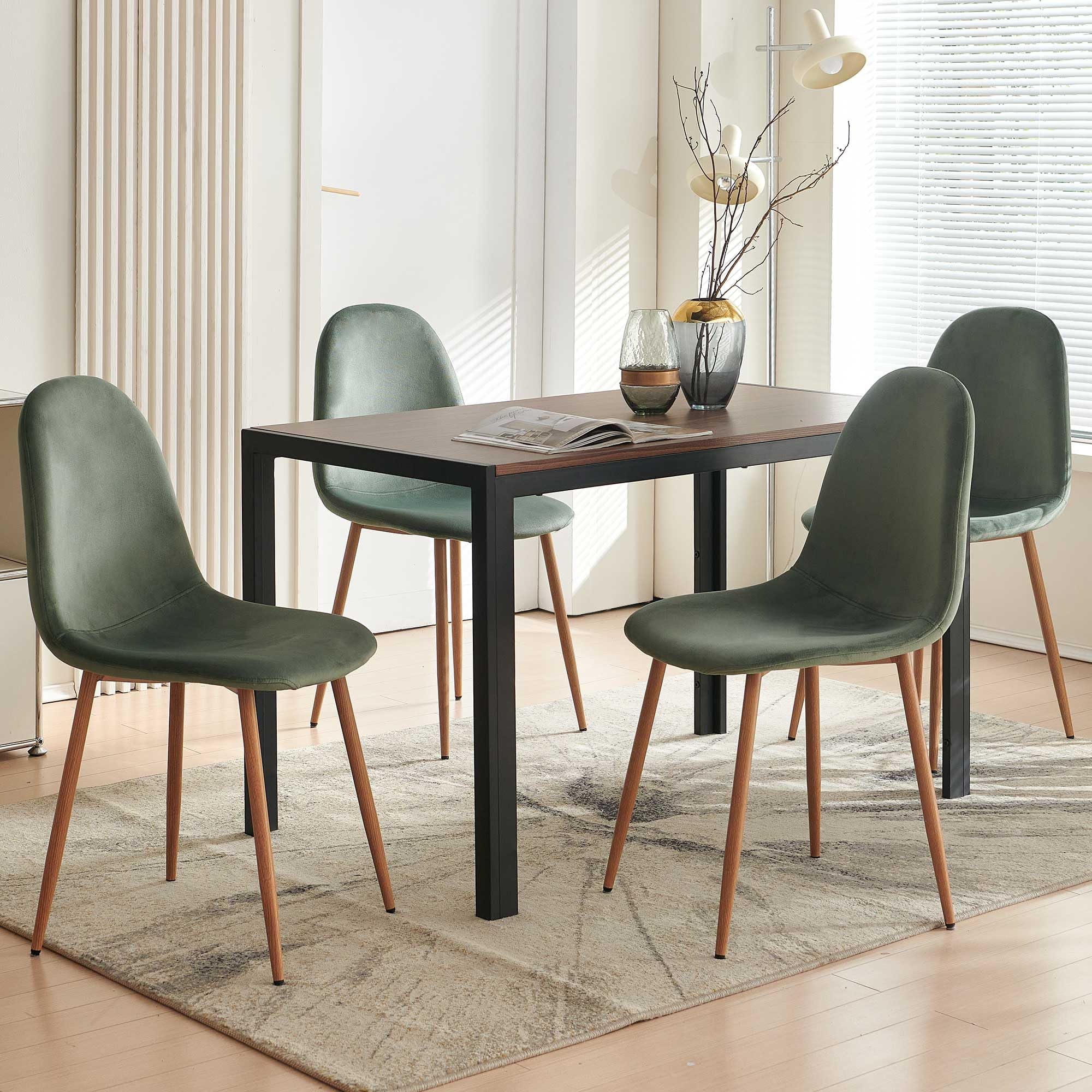 Velvet Dining Chairs Set of 4 - Modern Upholstered Kitchen Chairs with Sturdy Metal Legs - Green Velvet Chairs for Dining Room, Living Room, Bedroom or Restaurant - Perfect for Home Decor, Family Gatherings & Dinner Parties