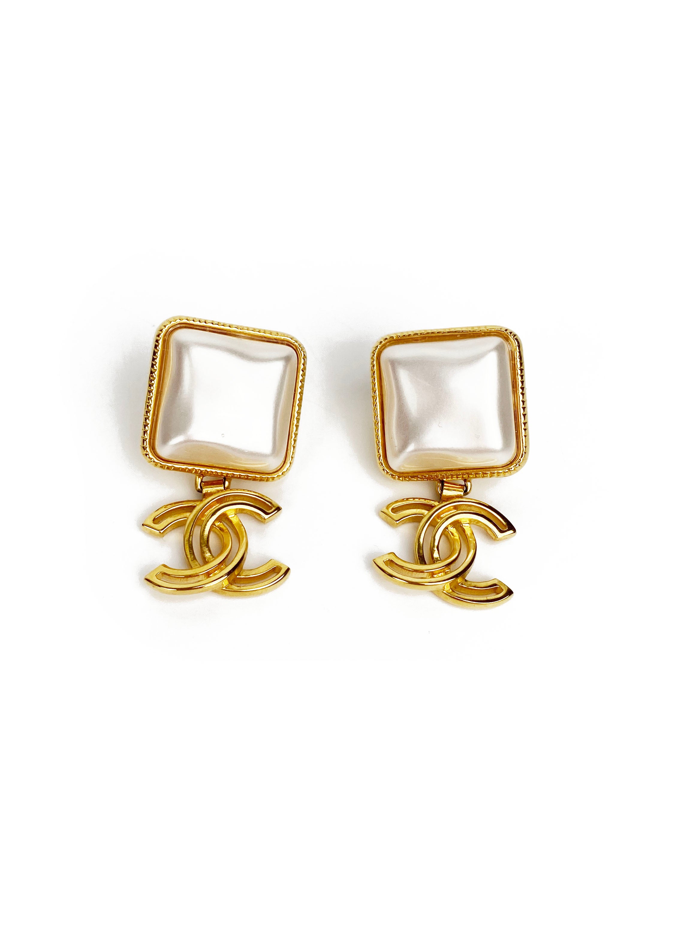 Chanel CC Square Pearl Earrings for Women - Luxury Fashion Jewelry Gift for Birthday, Anniversary & Special Occasions | Elegant Pearl Stud Earrings for Party, Wedding & Evening Events