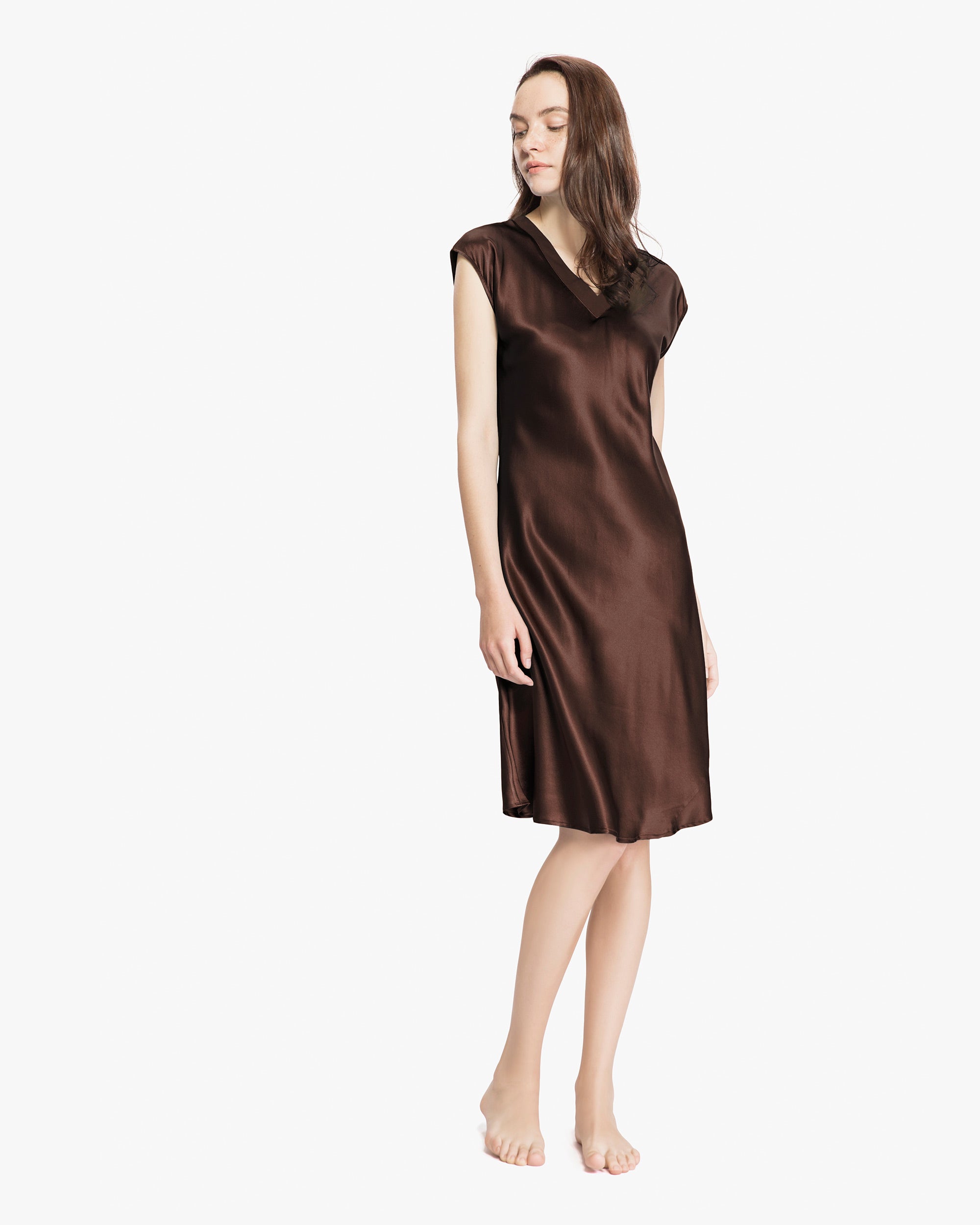 22 Momme Relaxed Fit Long Silk Nightgown for Women - Luxurious Comfort Sleepwear for Nighttime & Lounging