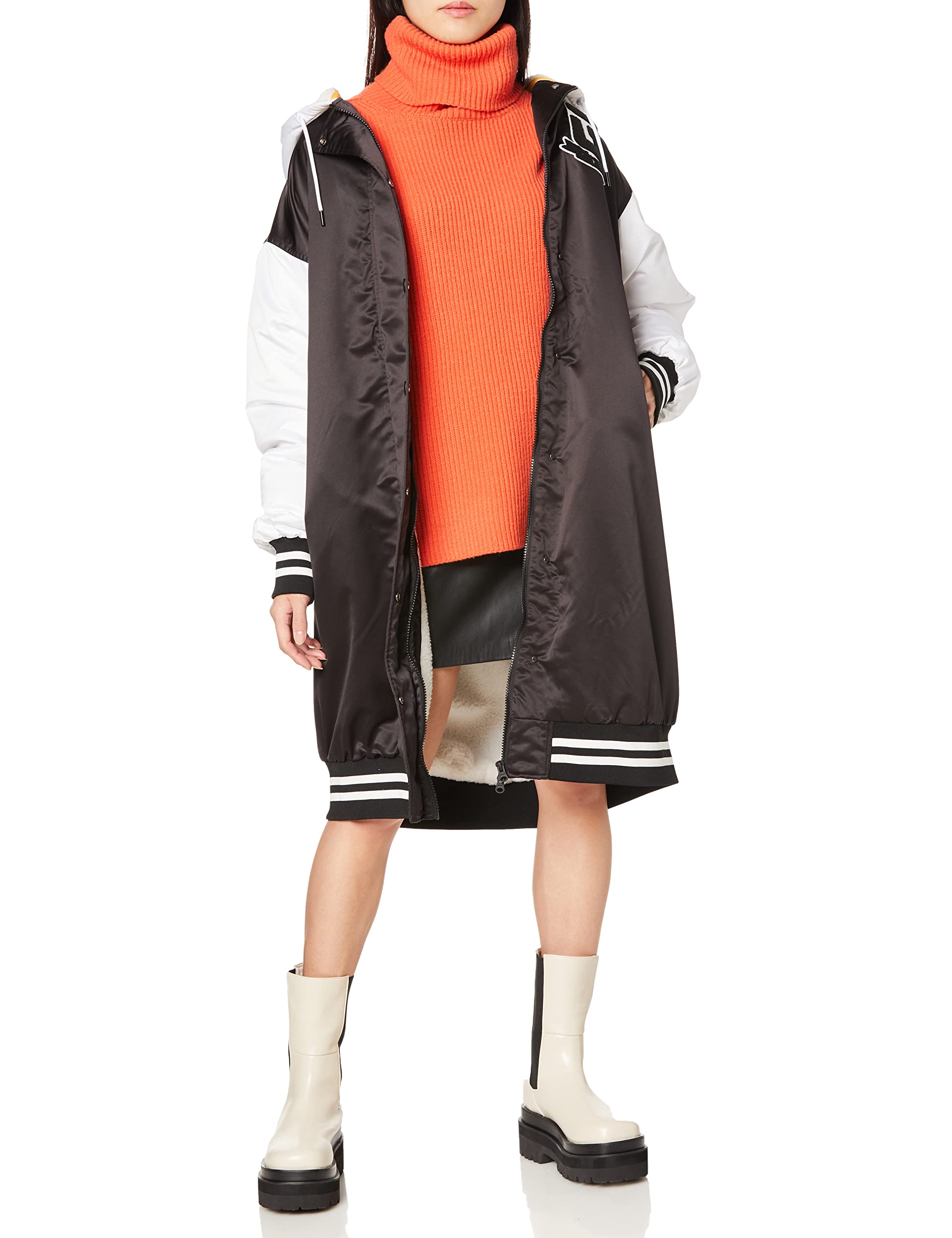 GUESS Women's Long Sleeve Charlotte Parka Jacket - Waterproof Winter Coat with Hood for Cold Weather, Fashionable Outerwear for Work, Travel & Outdoor Activities