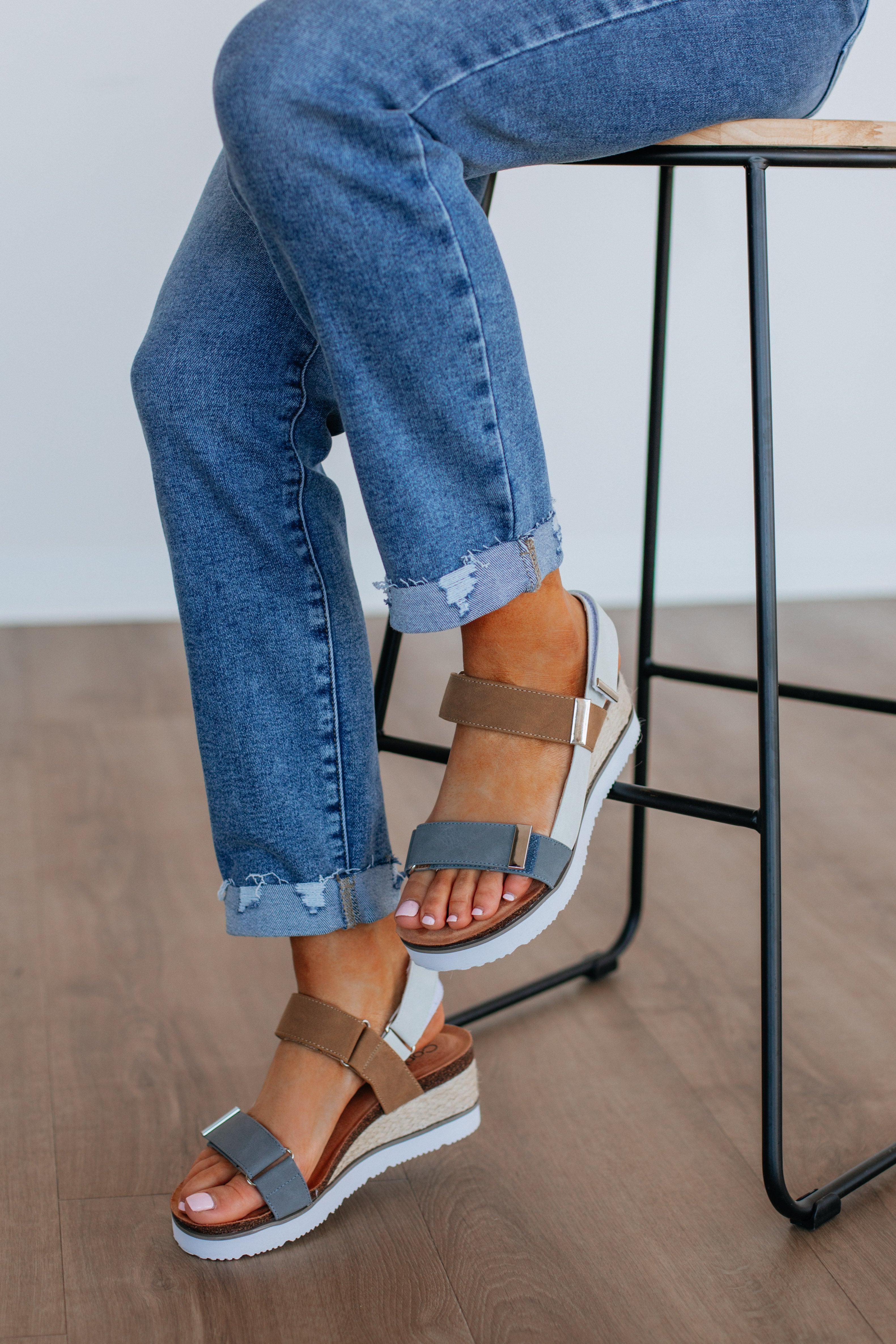 Effortless Approach Sandals - Storm Mix | Comfortable & Stylish Outdoor Walking Shoes for Women - Perfect for Beach, Travel & Casual Wear