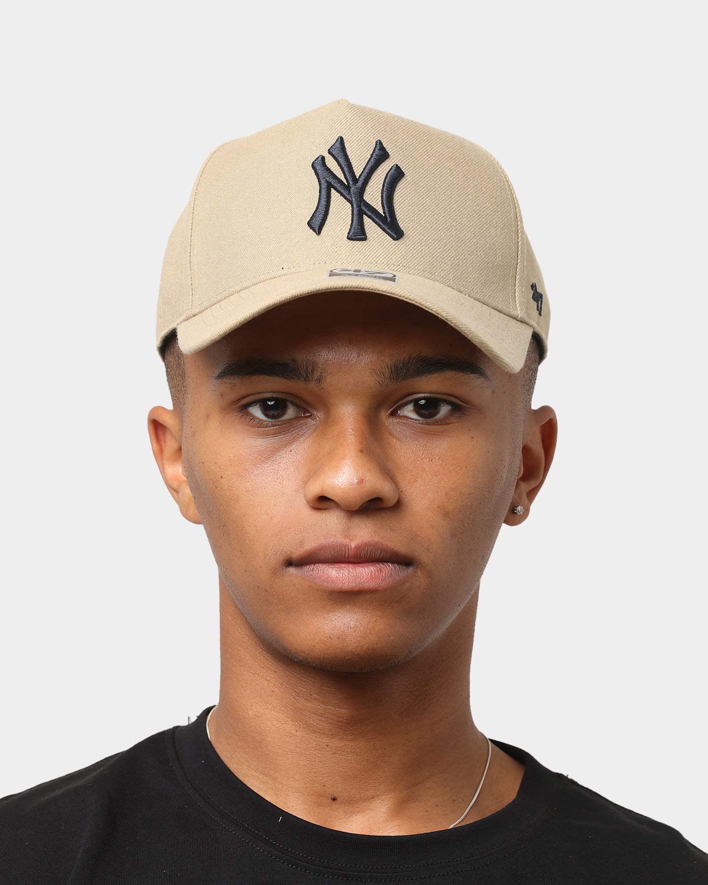 New York Yankees 'Khaki Team' MVP DT Snapback Hat - 47 Brand Official MLB Baseball Cap for Men & Women - Perfect for Games, Sports & Streetwear Fashion