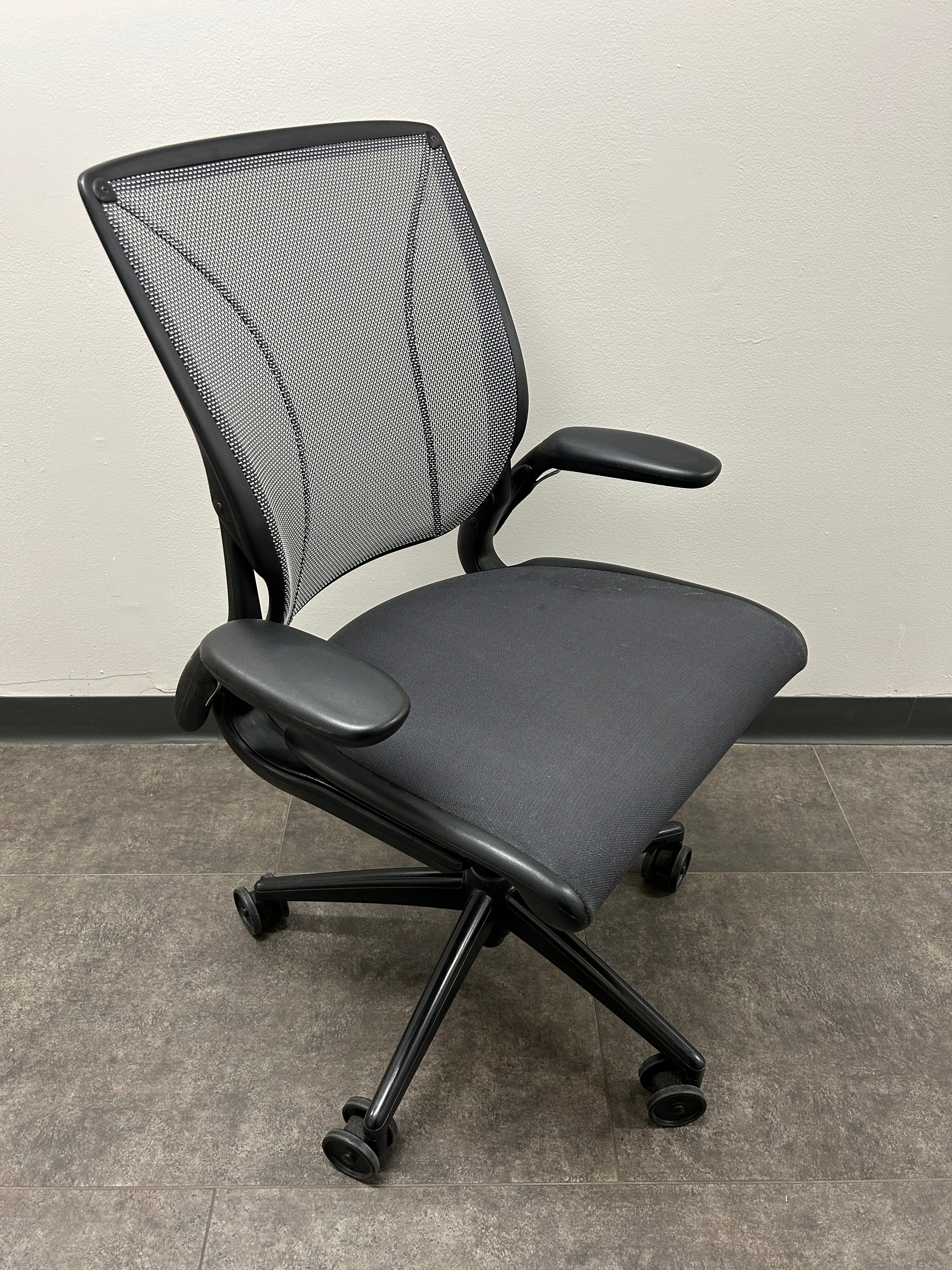 Humanscale Diffrient Ergonomic Office Chair - Refurbished & Certified - Perfect for Home Office, Workspace & Executive Desks