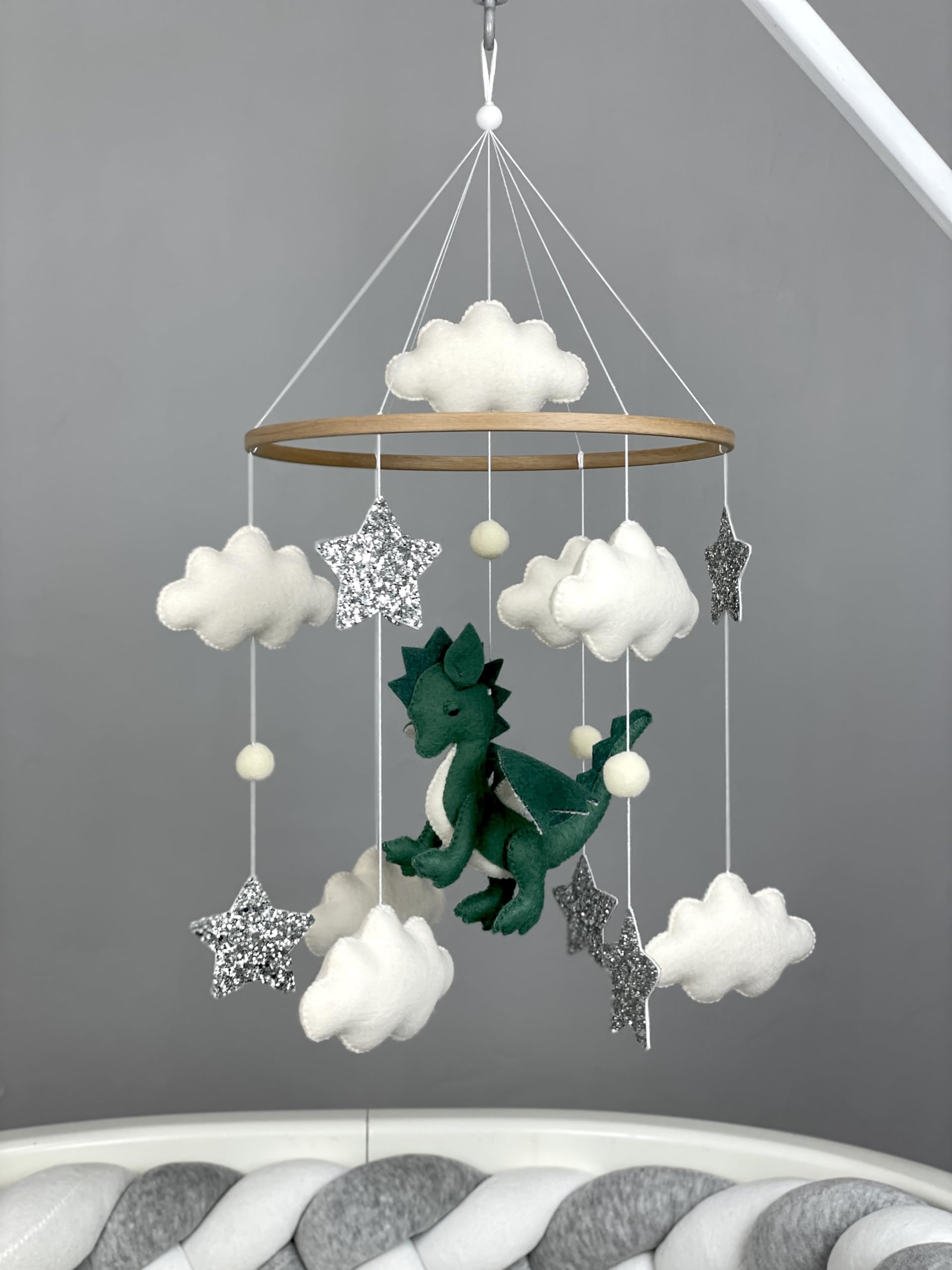 **Handmade Dragon Baby Crib Mobile – Fantasy Nursery Decor, Felt Hanging Mobile for Newborns – Perfect Baby Shower Gift & Nursery Room Decoration**    *(Use: Ideal for baby cribs, nurseries, and as a unique baby shower gift to create a magical fantasy atmosphere.)*