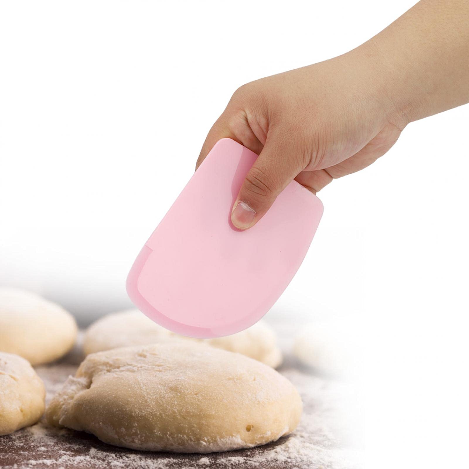 3-Piece Flexible Plastic Dough Scraper Set - Multi-Purpose Kitchen Tool for Baking, Pastry Cutting, Bread Dough, Cake & Fondant Icing - Perfect for Home Bakers and Professional Chefs
