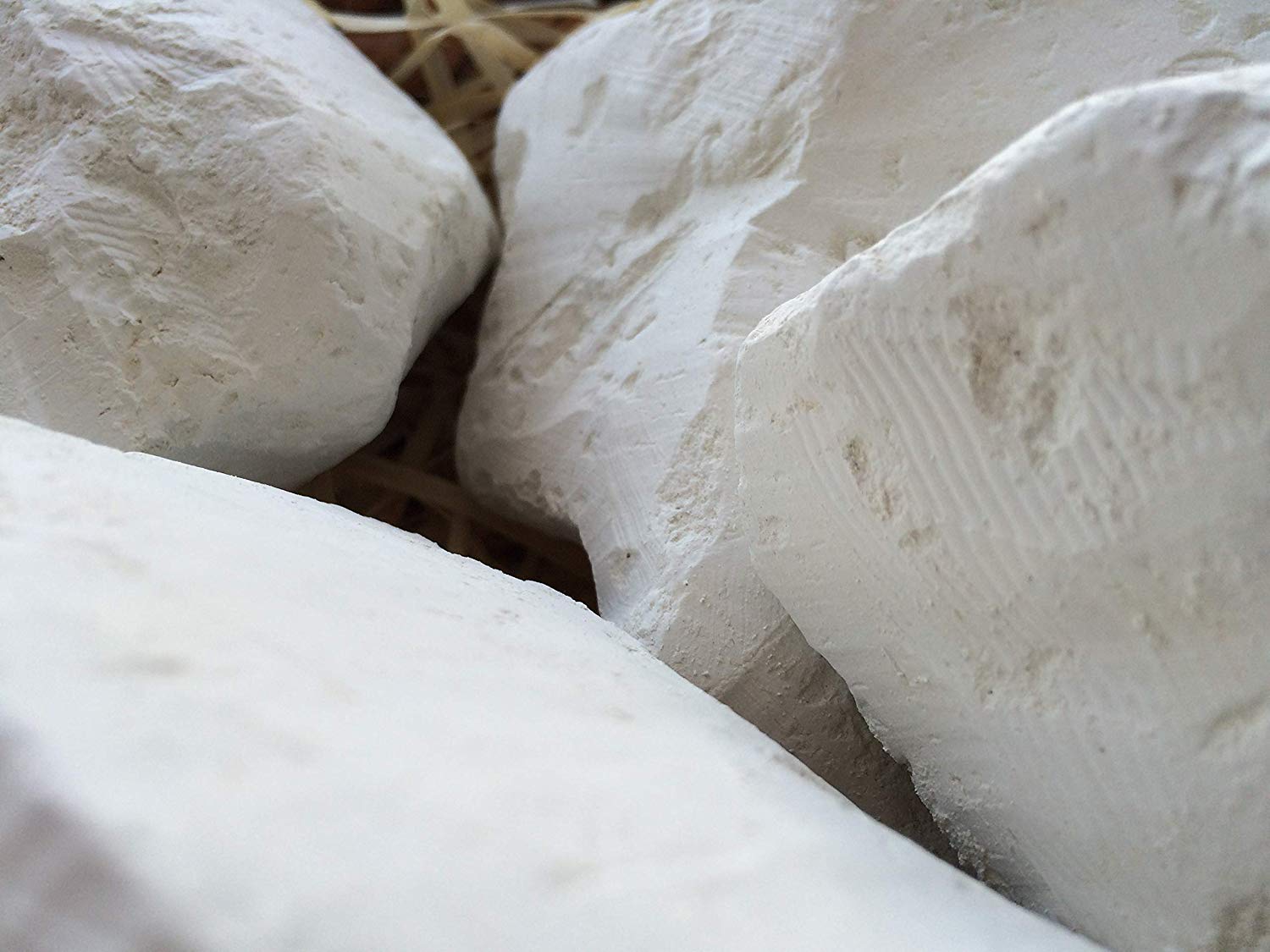 White Mountain Edible Chalk Chunks - Natural Food Grade Calcium Supplement (1 lb / 450g) for Baking, Cooking & Healthy Snacking