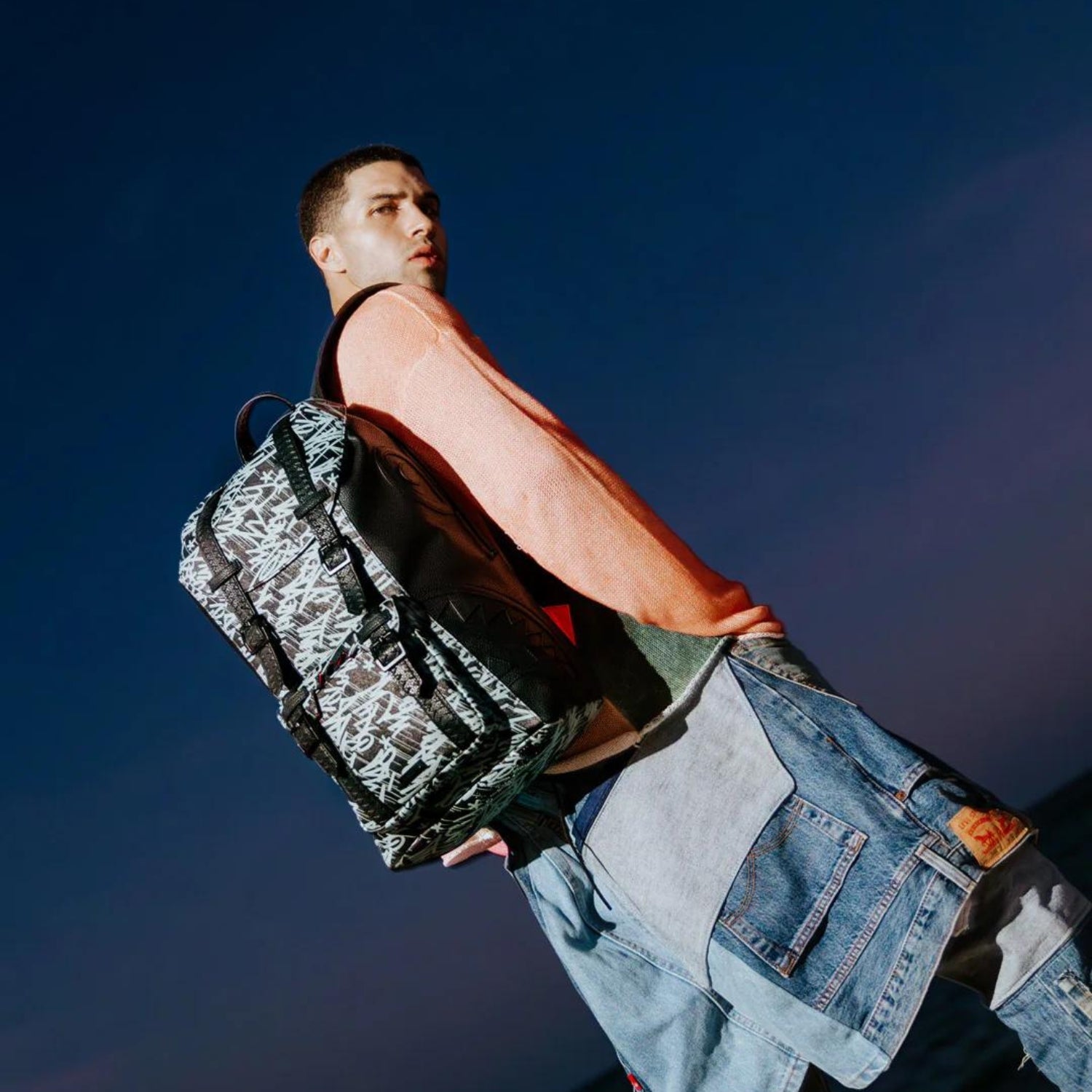 A.M.P.M Hills Backpack - Durable & Stylish Hiking Backpack for Men & Women - Perfect for Outdoor Adventures, Travel & Daily Commute