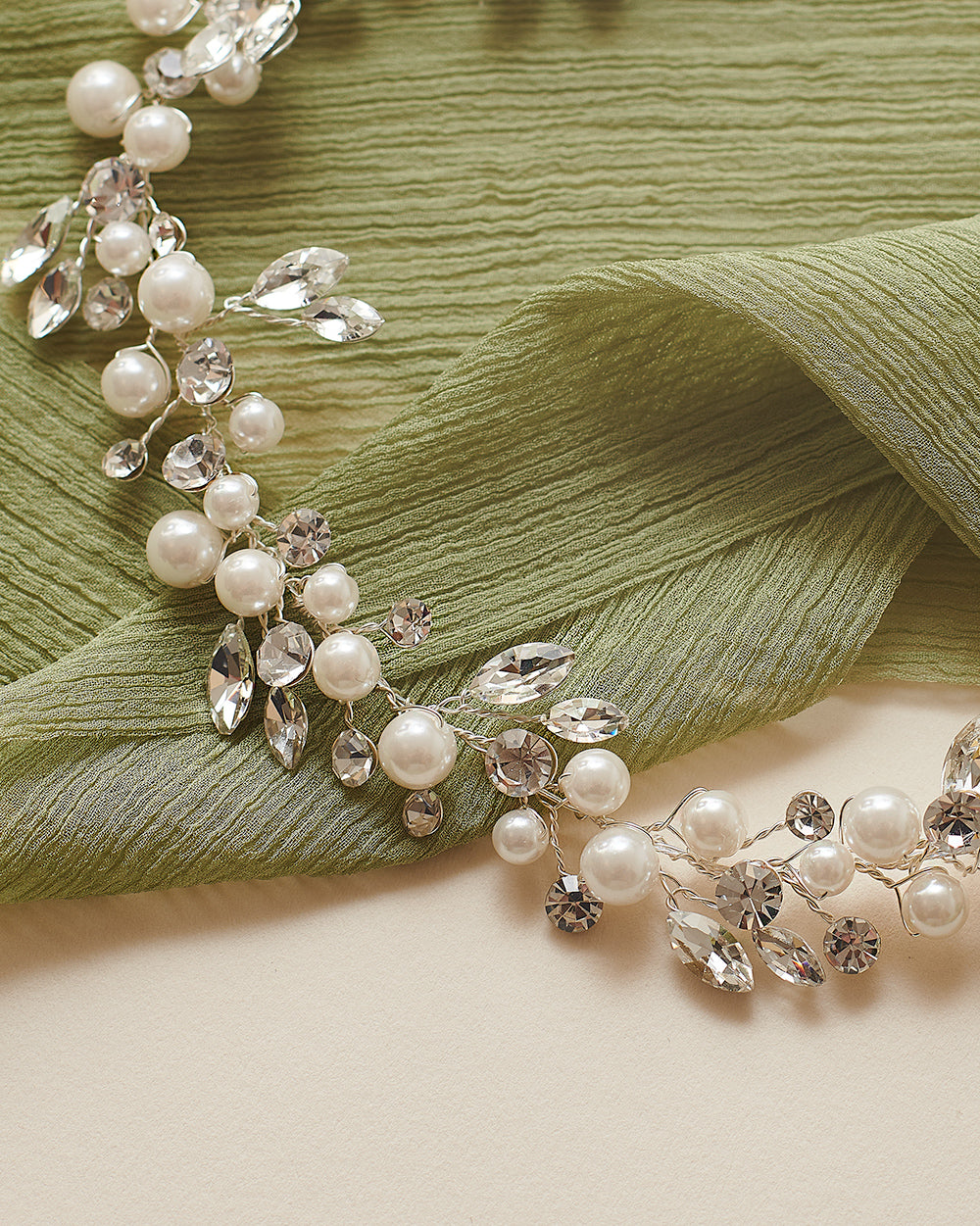 Emmy Pearl Hair Vine - Elegant Bridal Hair Accessory for Weddings, Prom & Special Occasions | Pearl Headpiece for Women