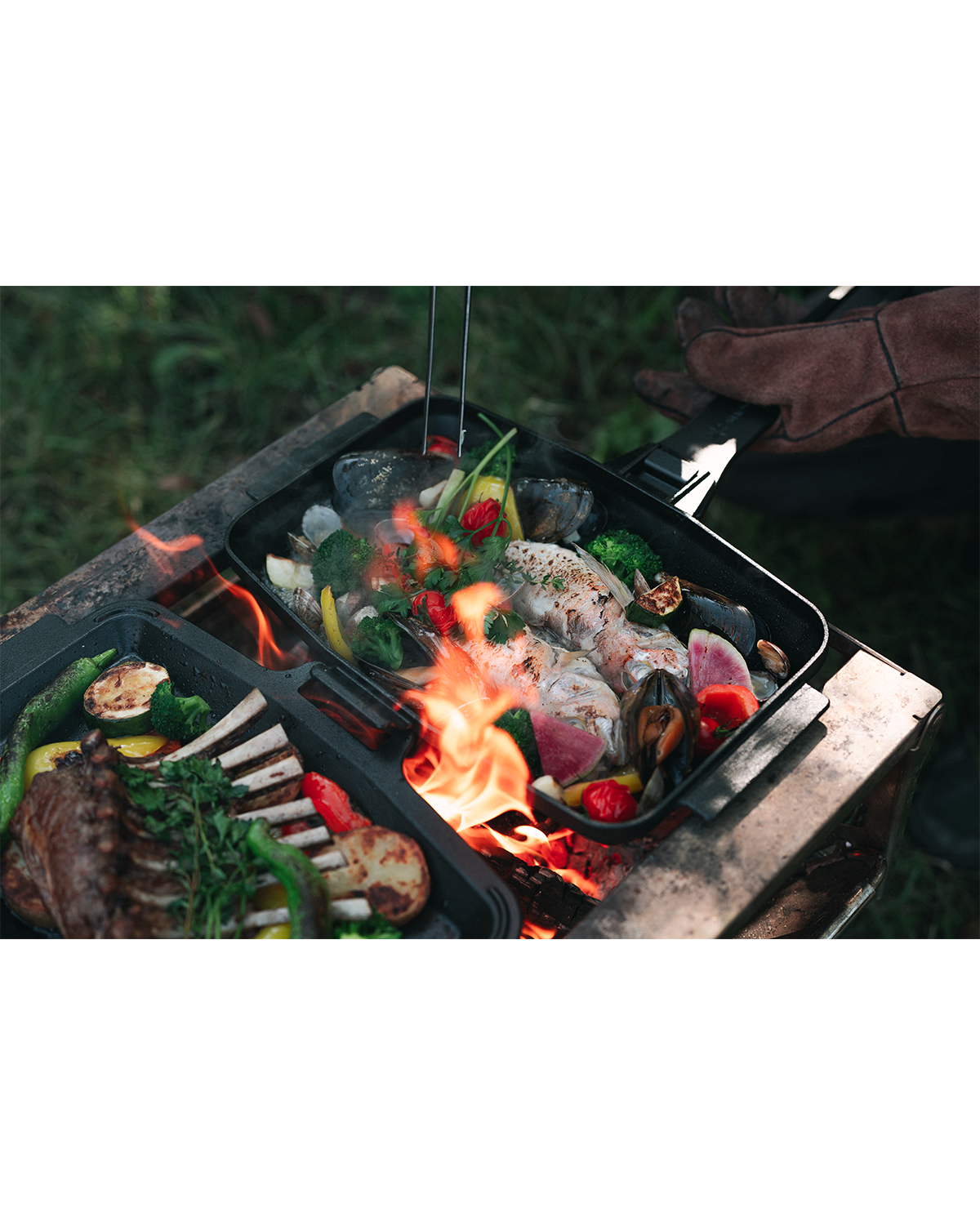 Cast Iron Sandwich Skillet - Heavy Duty Grill Pan for Perfect Paninis, Grilled Cheese & Breakfast Sandwiches - Ideal for Stovetop, Camping & Outdoor Cooking