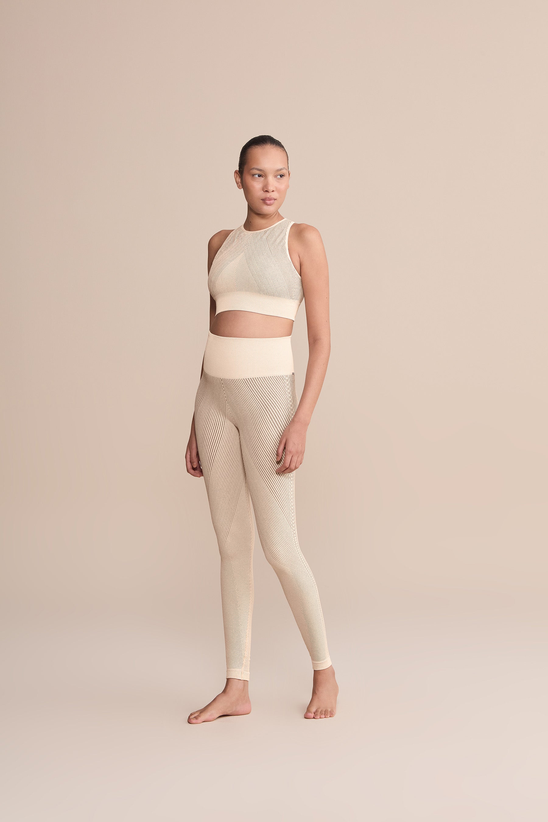 Seamless Diagonal Long Leggings for Women - High Waist Yoga Pants, Workout Leggings for Running, Gym & Lounge - Soft Stretchy Comfortable Activewear