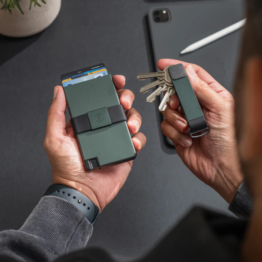 Ekster Pro RFID Blocking Aluminum Card Holder - Slim Minimalist Wallet for Men & Women - Perfect for Travel, Business & Everyday Carry