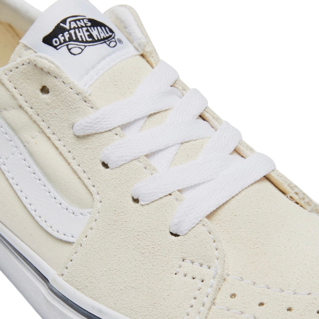 Vans Sk8 Low Classic White Sneakers - True White Canvas Skate Shoes for Men & Women | Casual Wear, Street Style & Skateboarding
