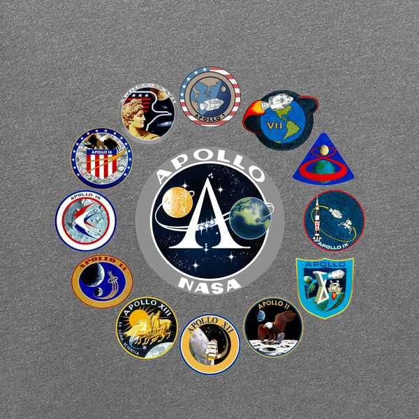 Vintage NASA Apollo Mission Patches Graphic T-Shirt for Men - Retro Space-Themed Tee for Casual Wear, Cosplay & Space Enthusiasts