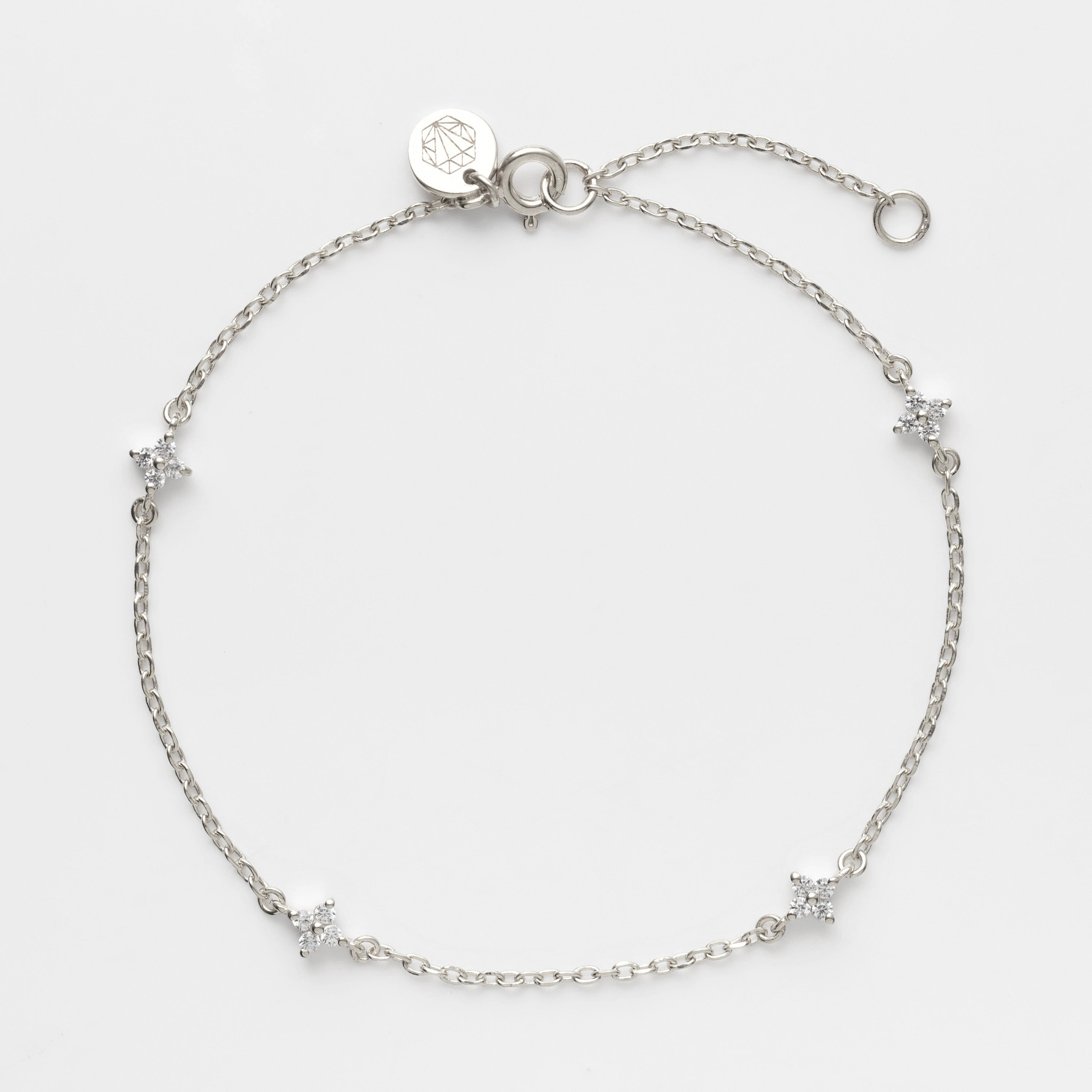 Dainty Flower Bracelet for Women - Elegant Floral Charm Adjustable Bangle - Perfect for Weddings, Parties & Everyday Wear