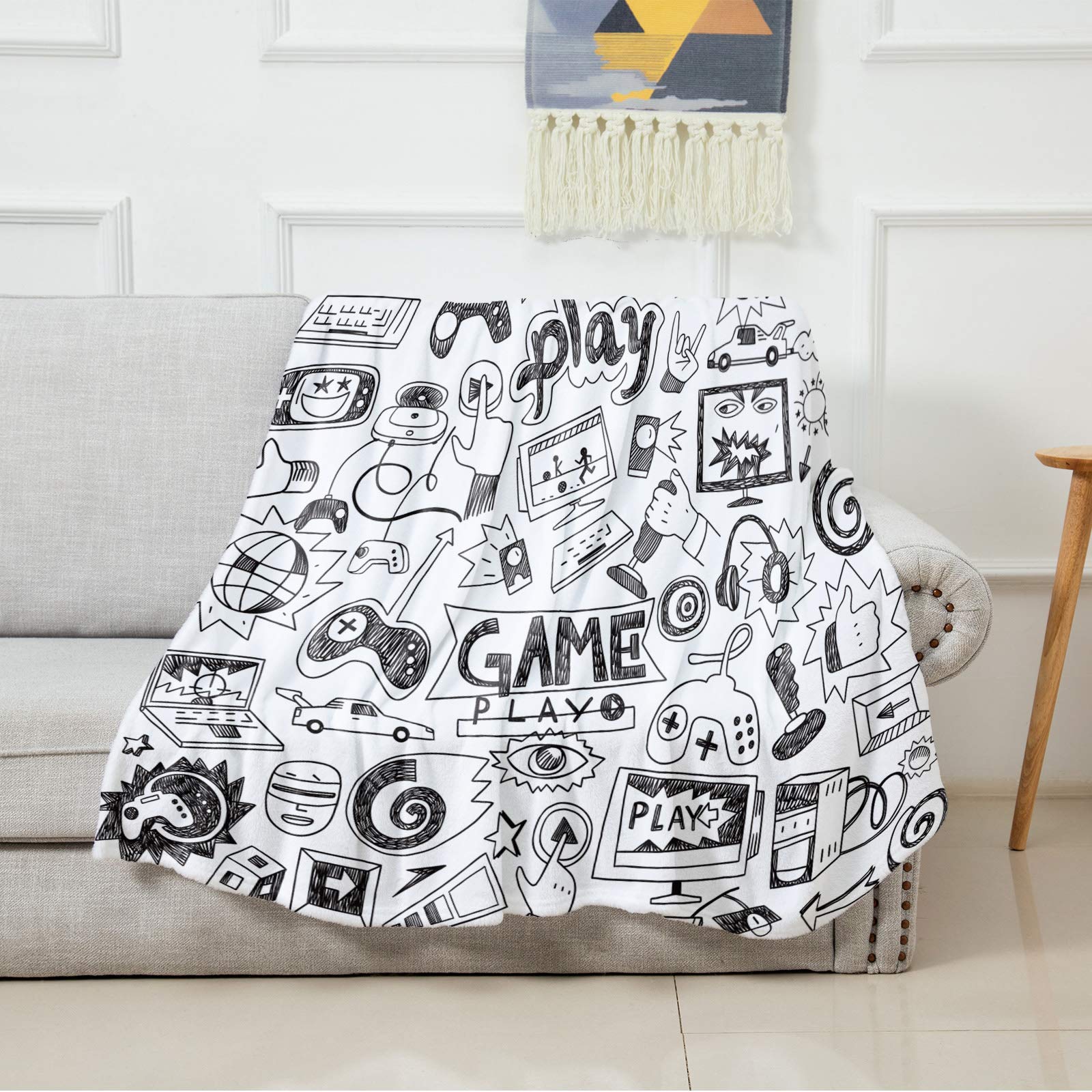 Soft Flannel Fleece Microfiber Throw Blanket - 50x80 Inch Warm Cozy Blanket for Bed, Sofa, Couch & Camping - Perfect Gift for Gamers, Home & Outdoor Use
