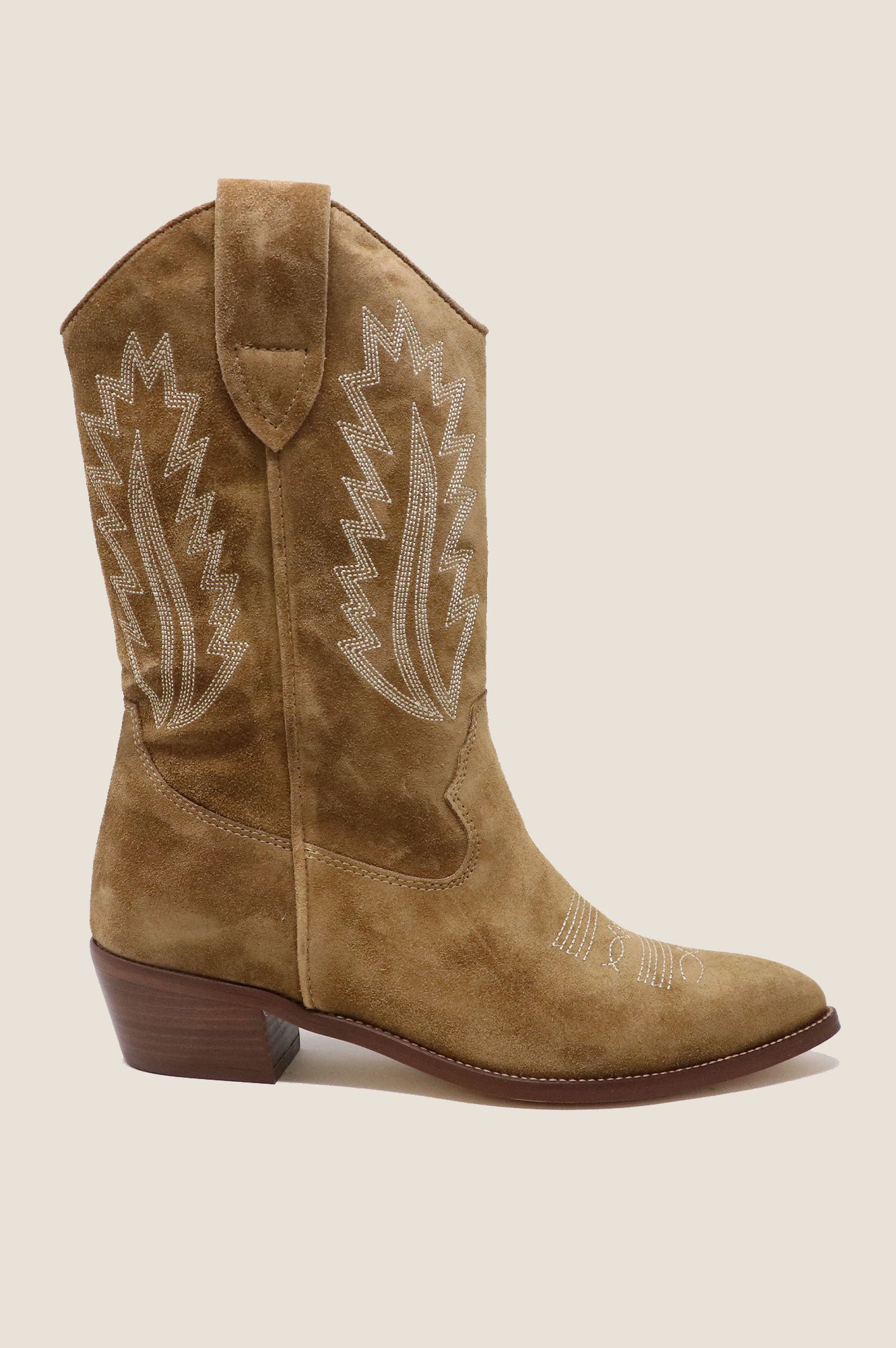 ALPE Camilla Women's Cowboy Boots in Camel - Stylish Western Boots for Country Music Festivals & Rodeo Events