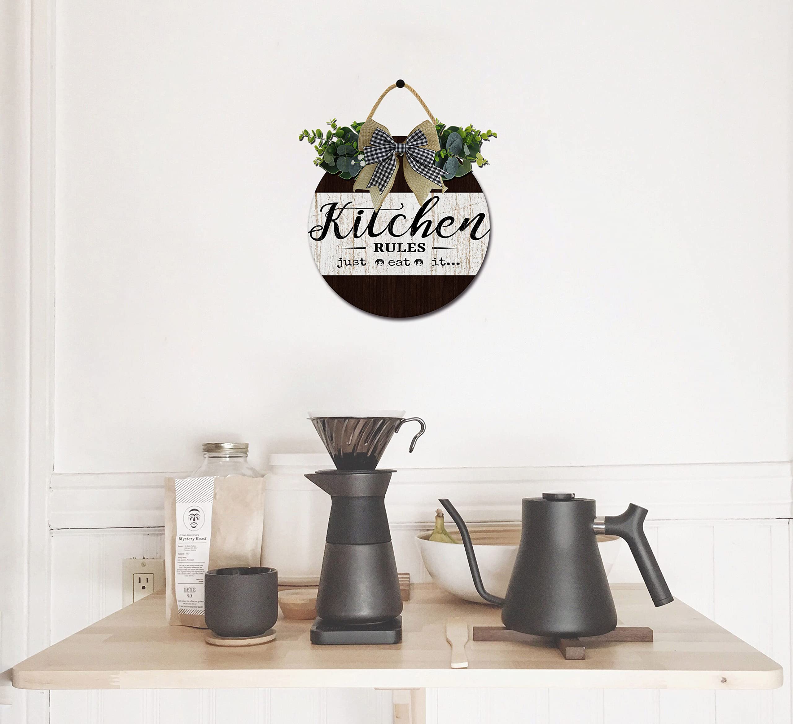 Farmhouse Kitchen Wall Decor - Rustic Wooden Round Sign with 'Just Eat It' Quote - 11 Inch Home Decor for Kitchen, Dining Room & Front Door - Perfect for Country Style & Cozy Dining Spaces