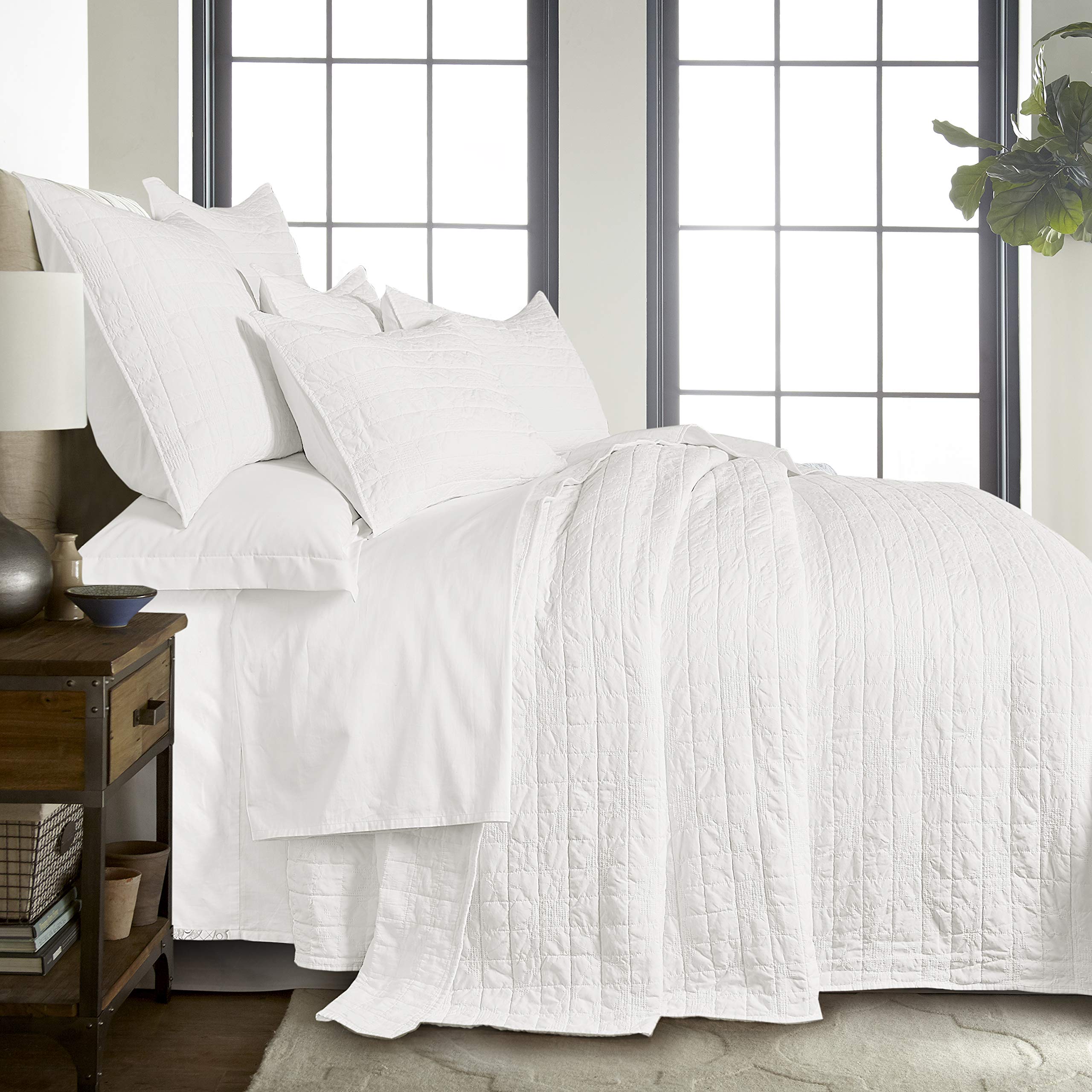 Bowie Queen Bedspread Set with 2 Standard Pillow Shams - Microfiber Jacquard Geo Floral White - 102