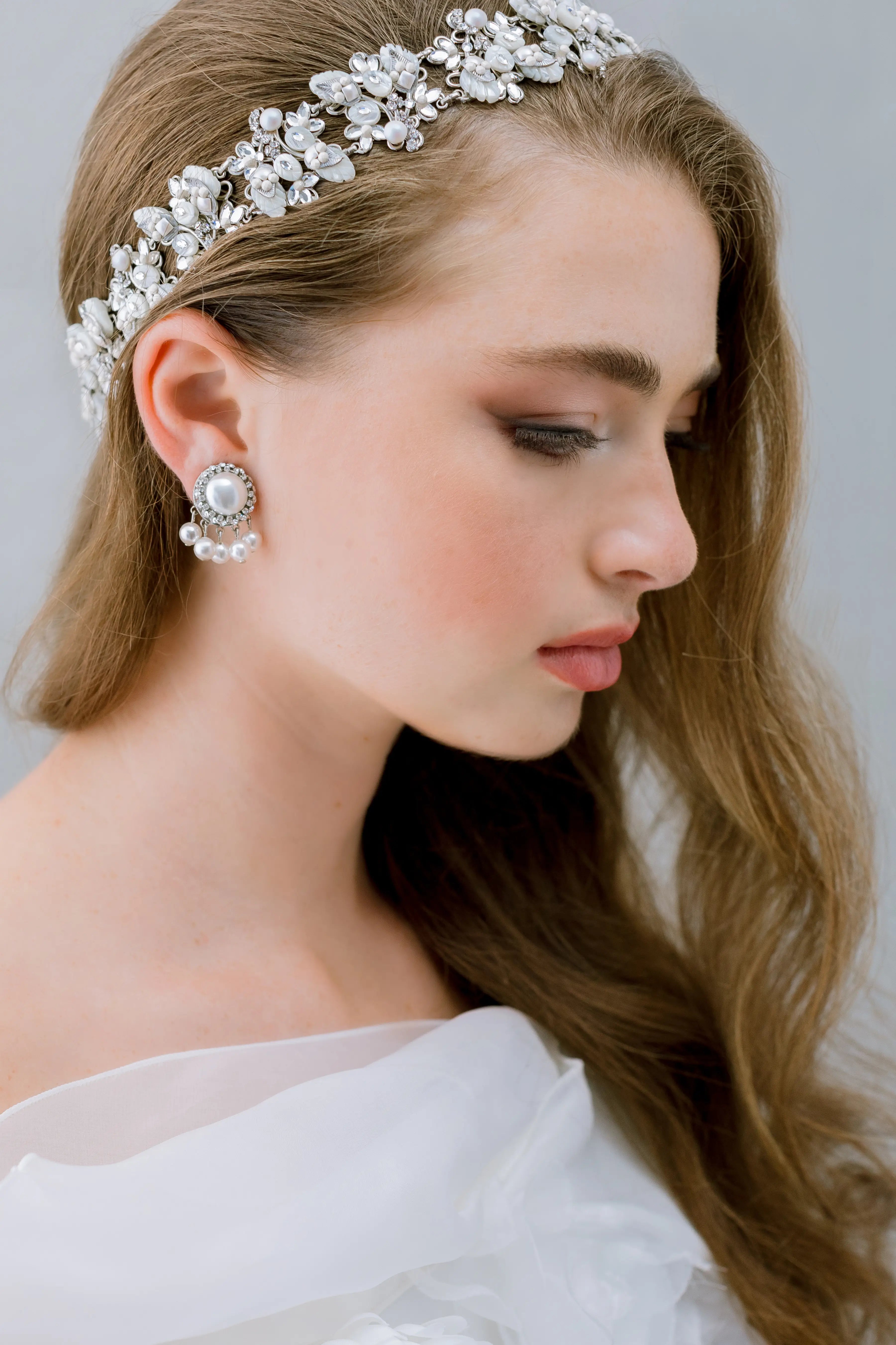 Alva Halo - Stylish & Comfortable Women's Hair Accessory for Everyday Wear, Parties & Special Occasions