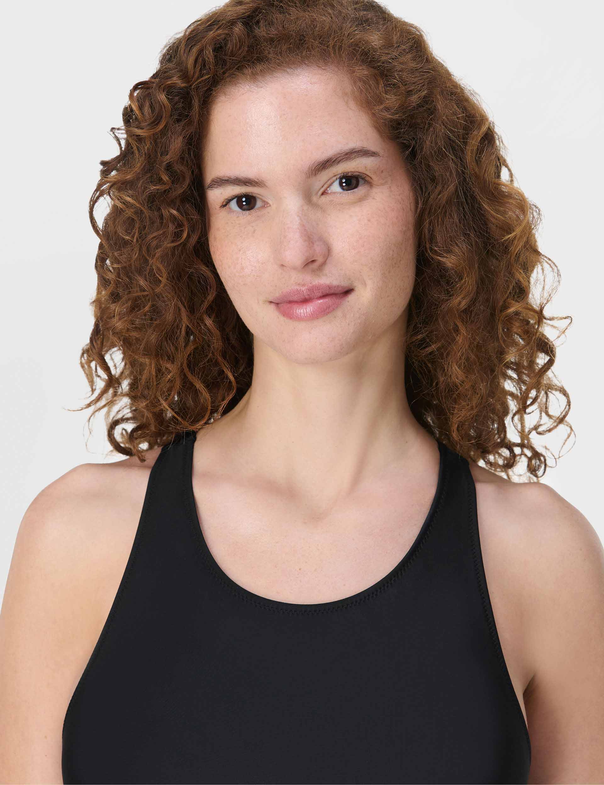 HydroPower High-Performance Swimsuit for Women - Black - Perfect for Competitive Swimming, Triathlons & Beach Activities