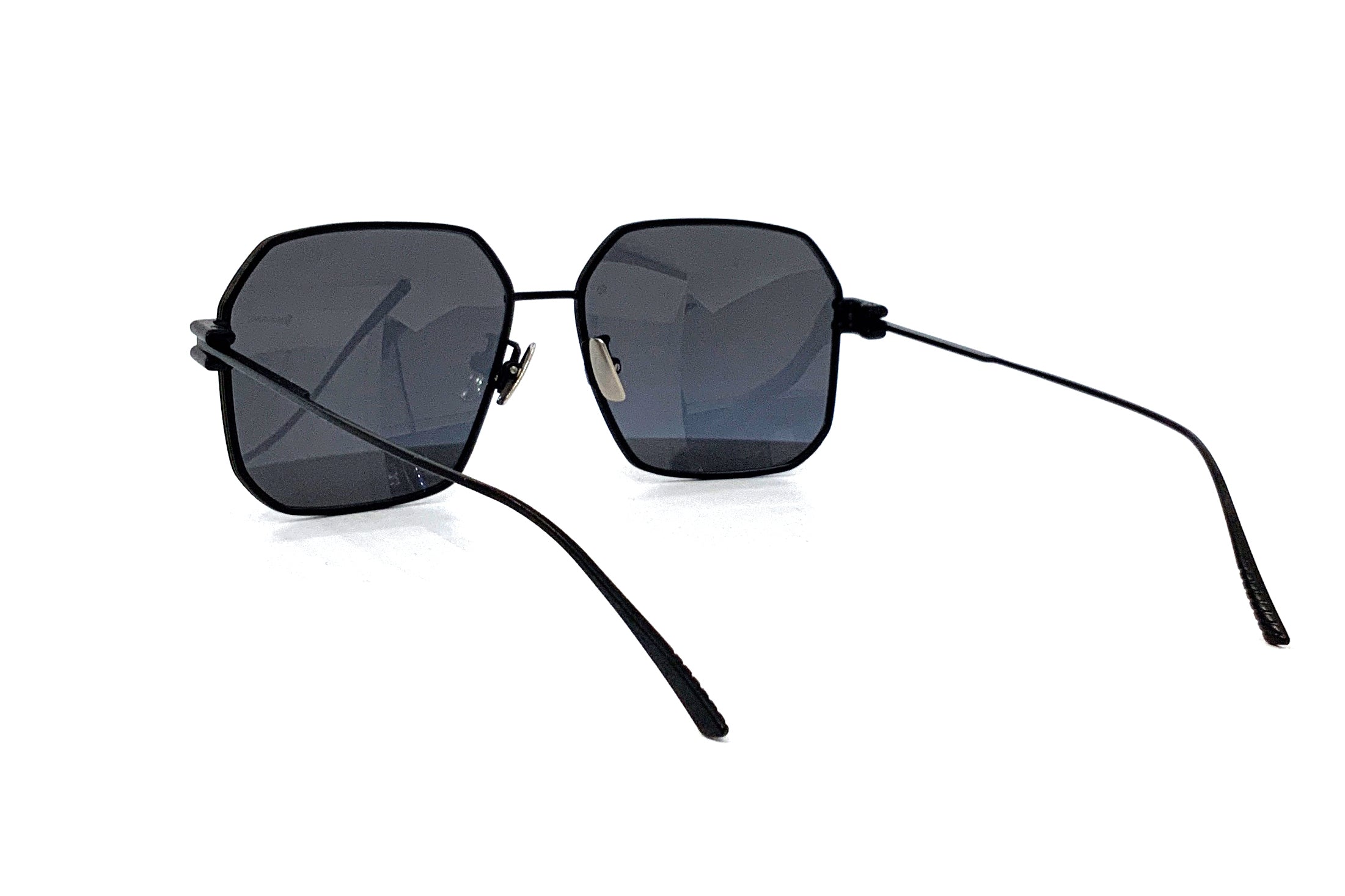 Bottega Veneta BV1047S (001) Sunglasses - Luxury Polarized UV Protection for Men & Women | Perfect for Outdoor Activities, Travel, and Fashion Accessories