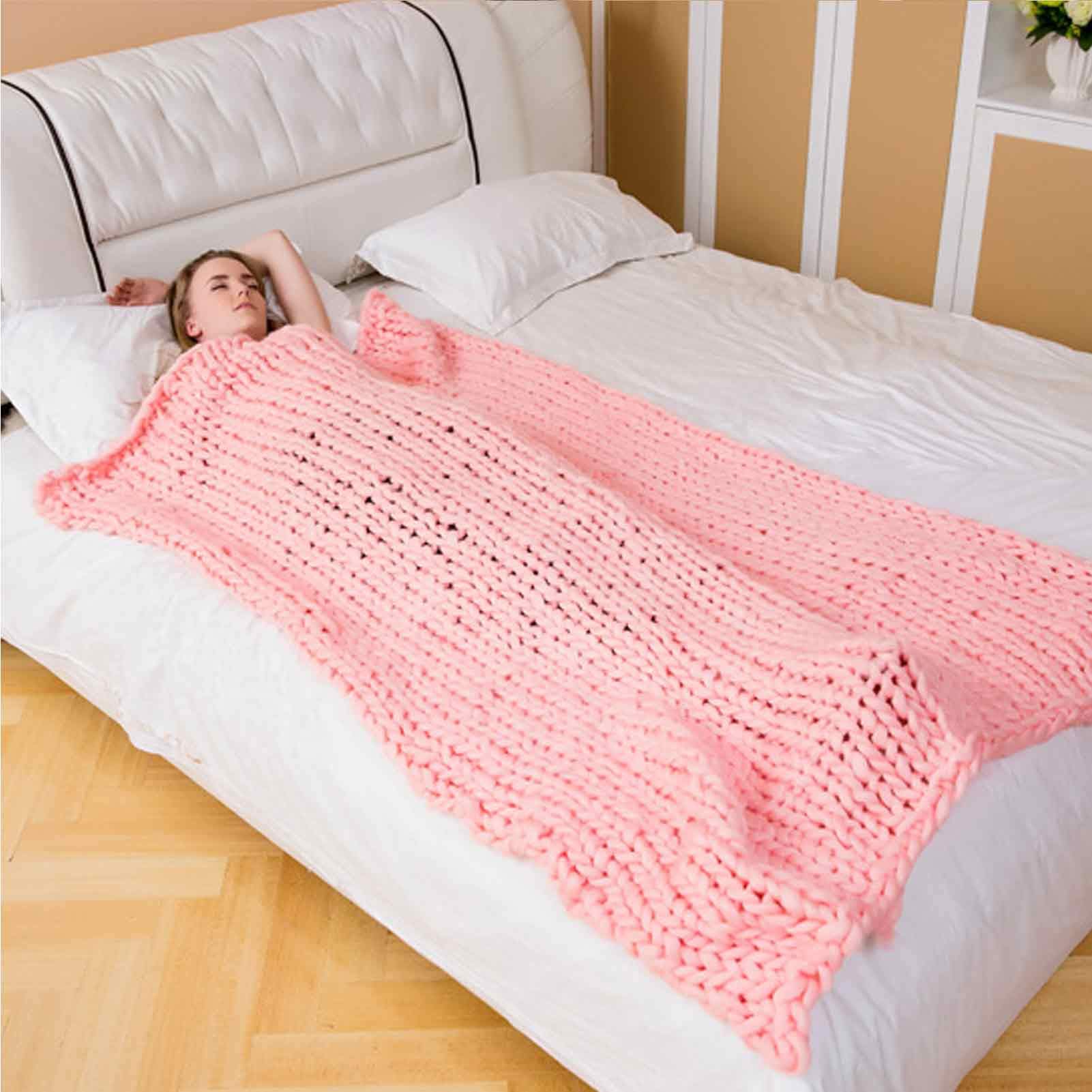 Hand-Woven Chunky Knit Wool Blanket - Soft, Breathable & Cozy Oversized Throw for Bed, Sofa, Pet Bed and Home Decor - Chenille Yarn Blanket for Winter, Camping and Gift Giving