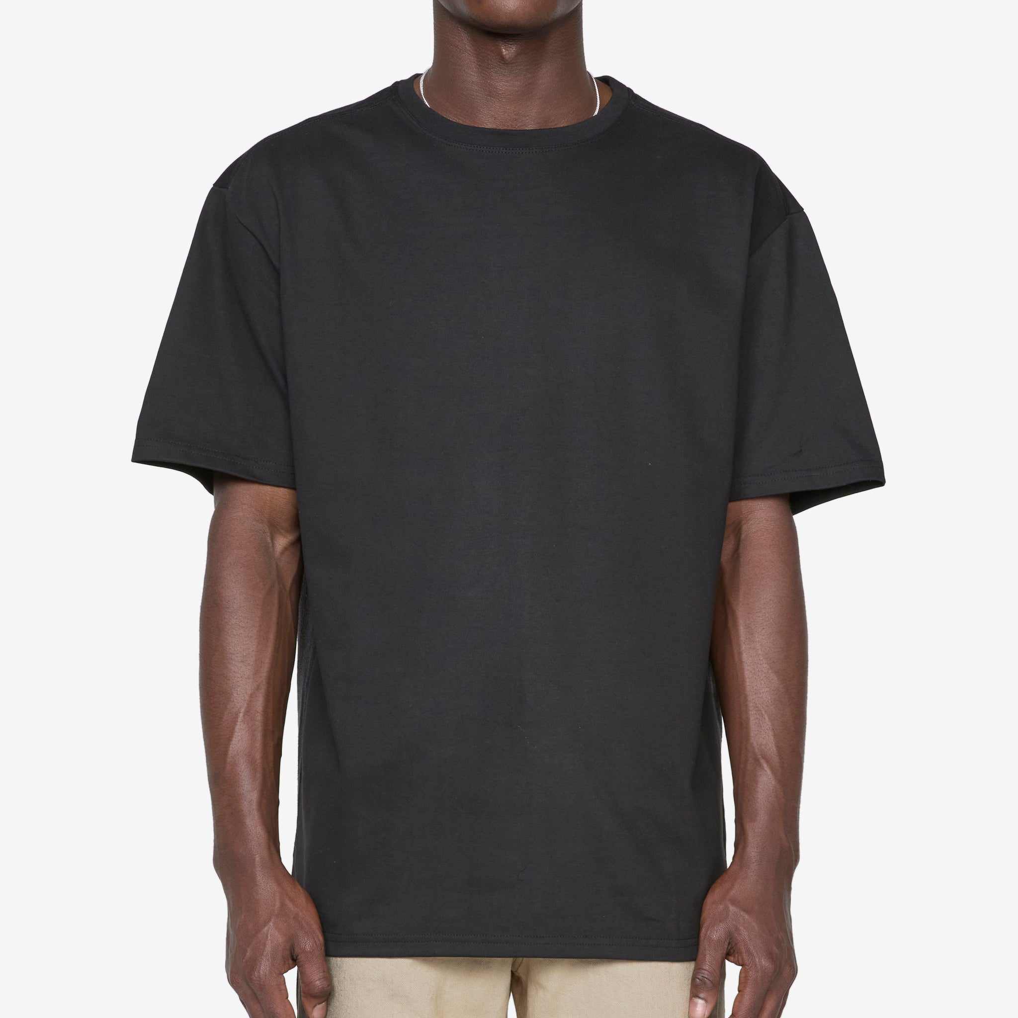 Ep.6 02 Black Graphic T-Shirt - Cool Anime Inspired Casual Tee for Men & Women - Perfect for Cosplay, Gaming & Everyday Wear