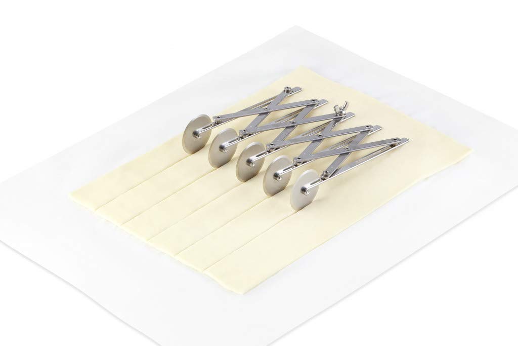 5 Piece Stainless Steel Dough Cutter Set with Smooth Cutting Wheel - 5.5cm Size for Baking, Pastry Making, Pizza Dough & Cookie Cutting - Perfect for Home Bakers & Professional Kitchens