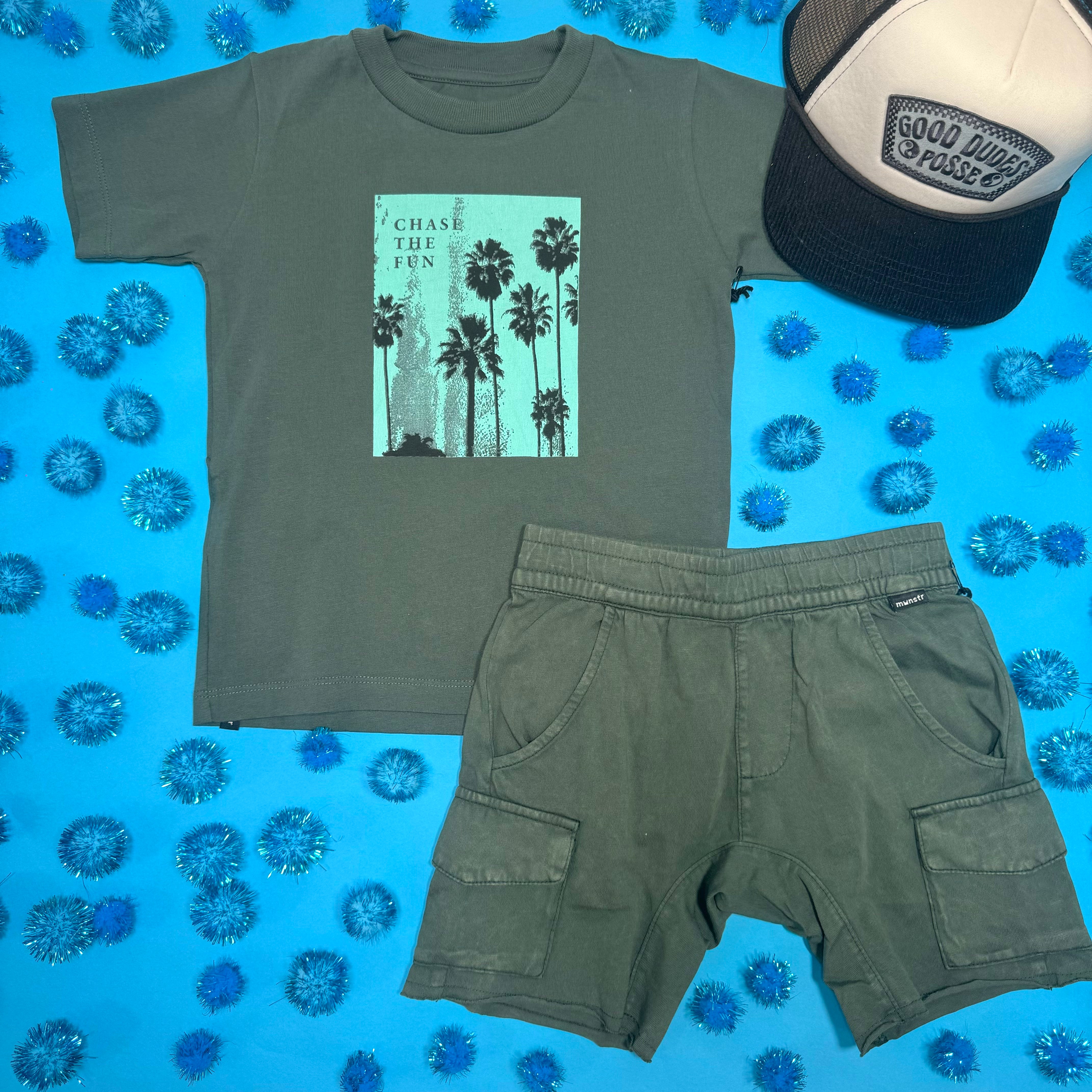 Chase Palm Trees T-Shirt - Trendy Graphic Tee for Men & Women - Perfect for Beach Vacations, Summer Outfits & Casual Wear