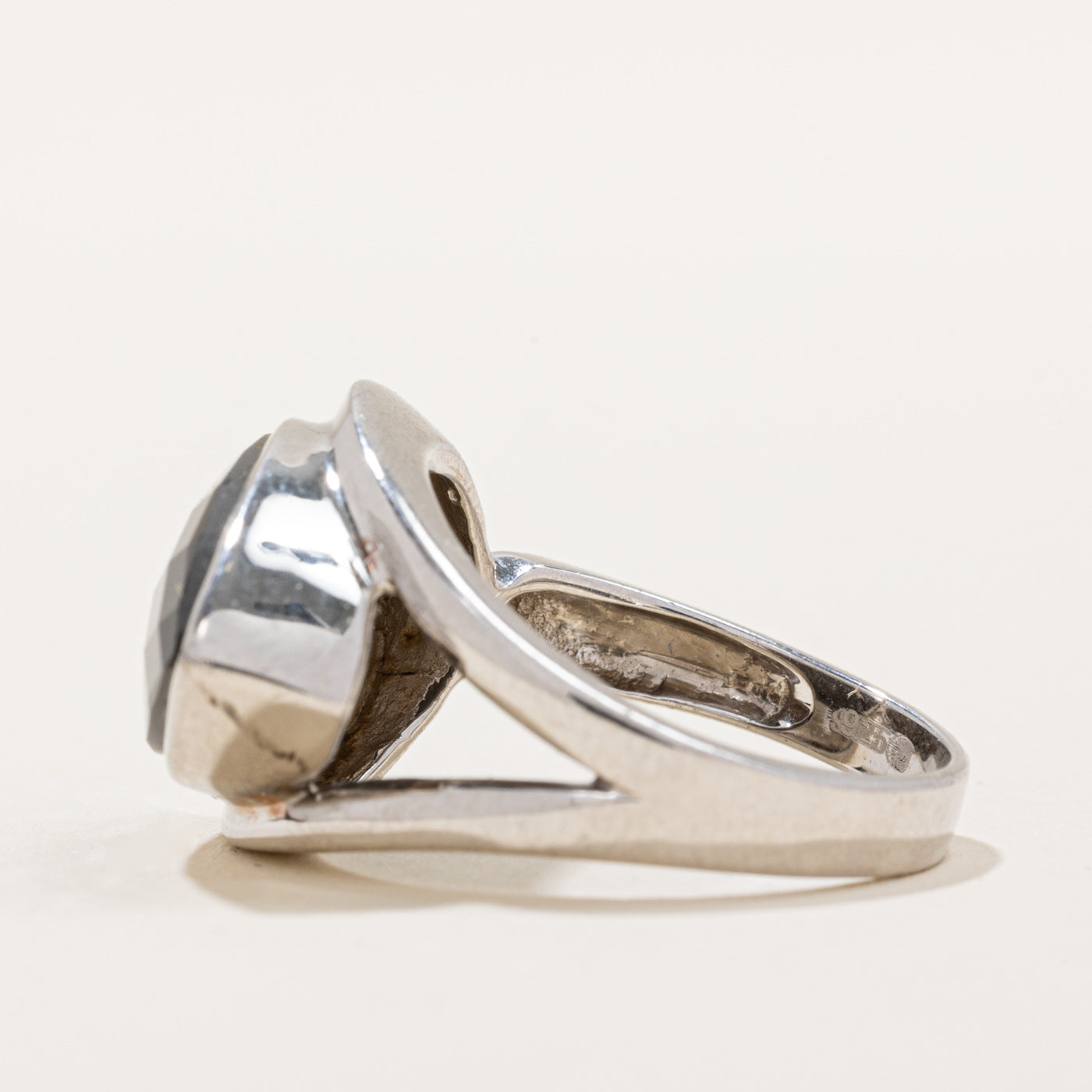 Exquisite Triplet Ammolite Cocktail Ring - 5.75 Carat Natural Gemstone - Size 9 - Elegant Statement Jewelry for Evening Parties & Special Occasions