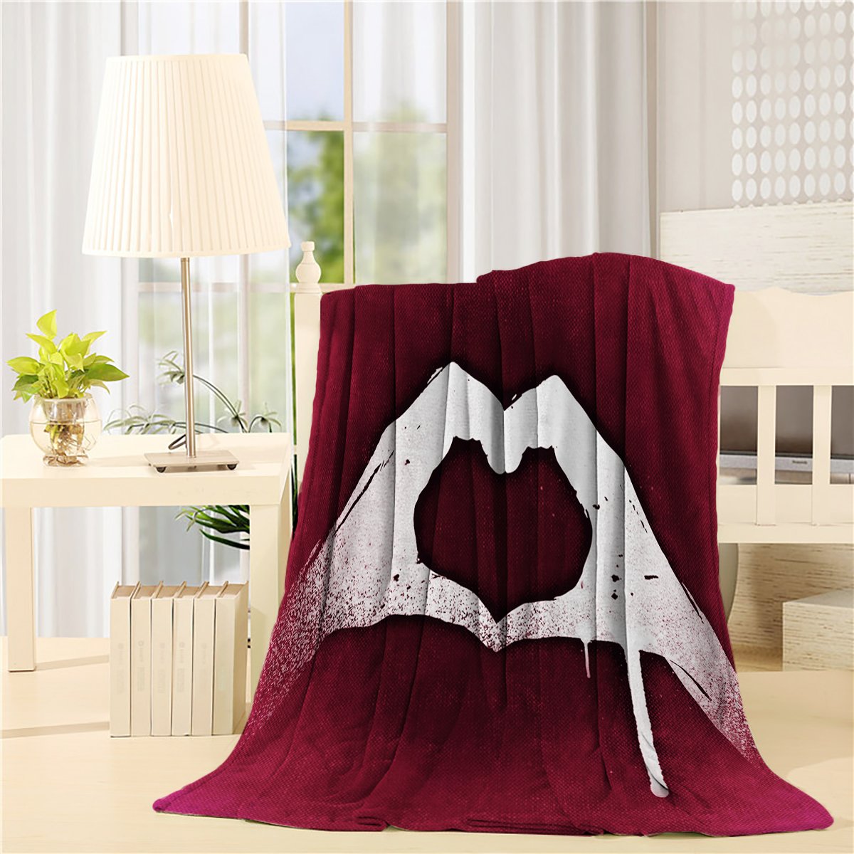 Soft Fleece Blanket with Hand Heart-Shaped Art - Cozy Throw Blanket for Living Room, Bedroom & Outdoor Use - Perfect for Cuddling, Gifts, and Cold Weather Comfort