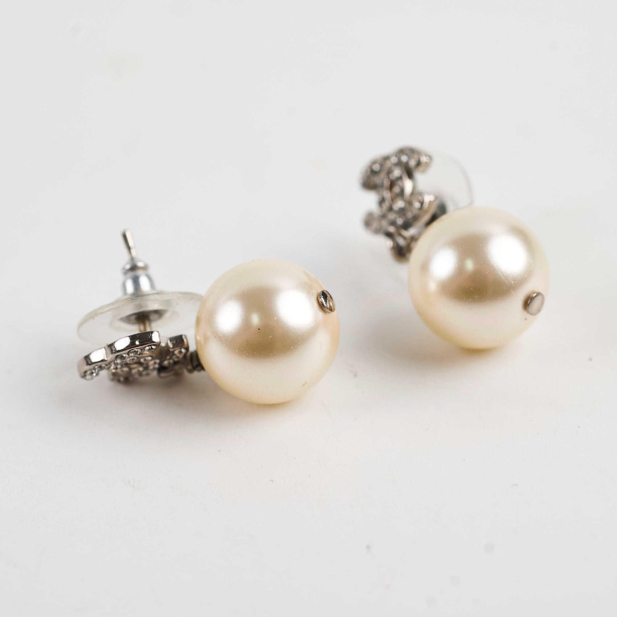 Chanel CC Pearl Drop Earrings - Luxury Fashion Jewelry for Women | Perfect for Parties, Weddings & Special Occasions