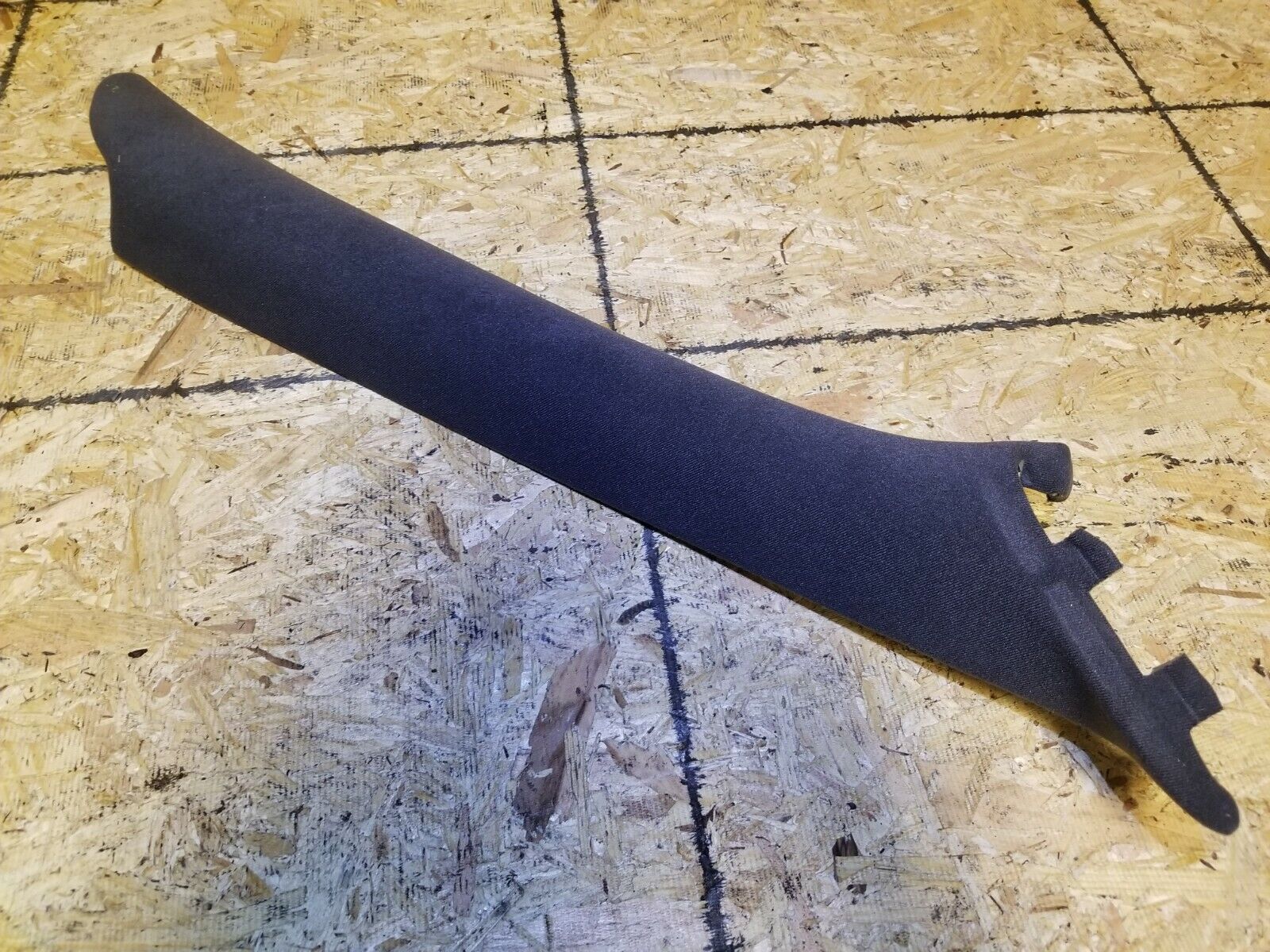 2006-2011 Lincoln Town Car Windshield Passenger Side A Pillar Trim OEM Replacement - Perfect for Car Restoration & Interior Upgrades