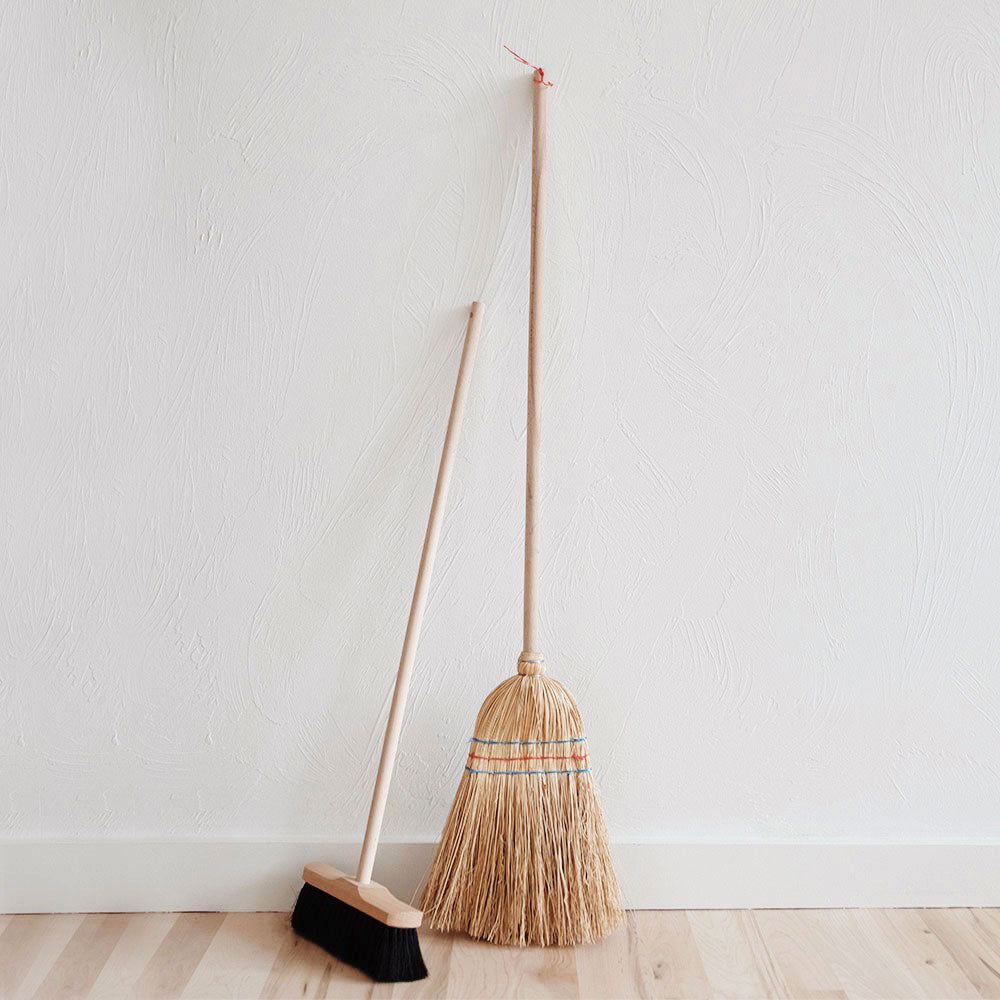 Short Wooden Push Broom - Compact Dustpan & Broom Set for Hardwood Floors | Perfect for Small Spaces, RVs & Tight Corners
