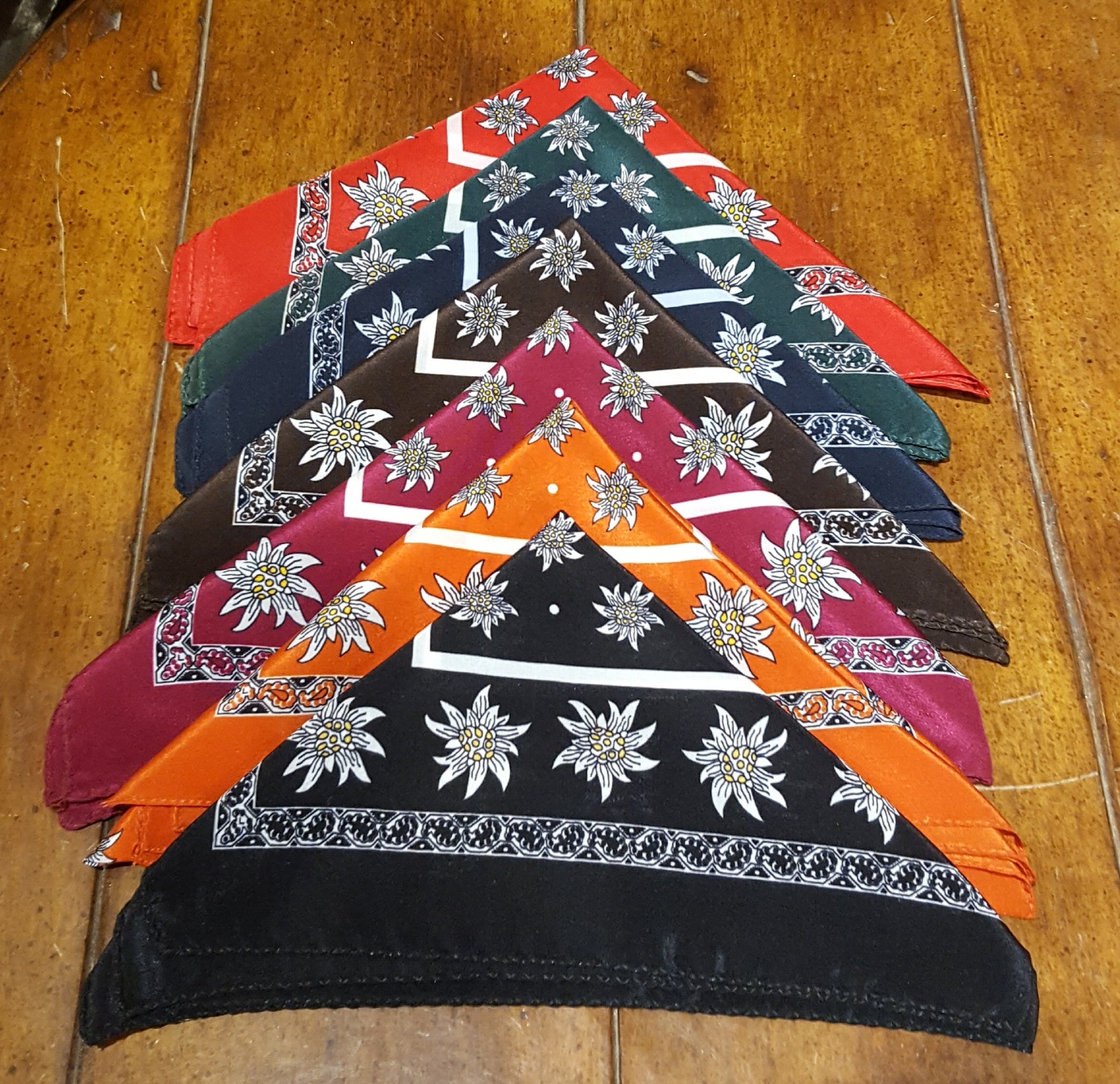 Italian Silk Edelweiss Scarves for Women - Luxury Floral Print Shawl Wrap - Elegant Fashion Accessory for Parties, Weddings & Special Occasions