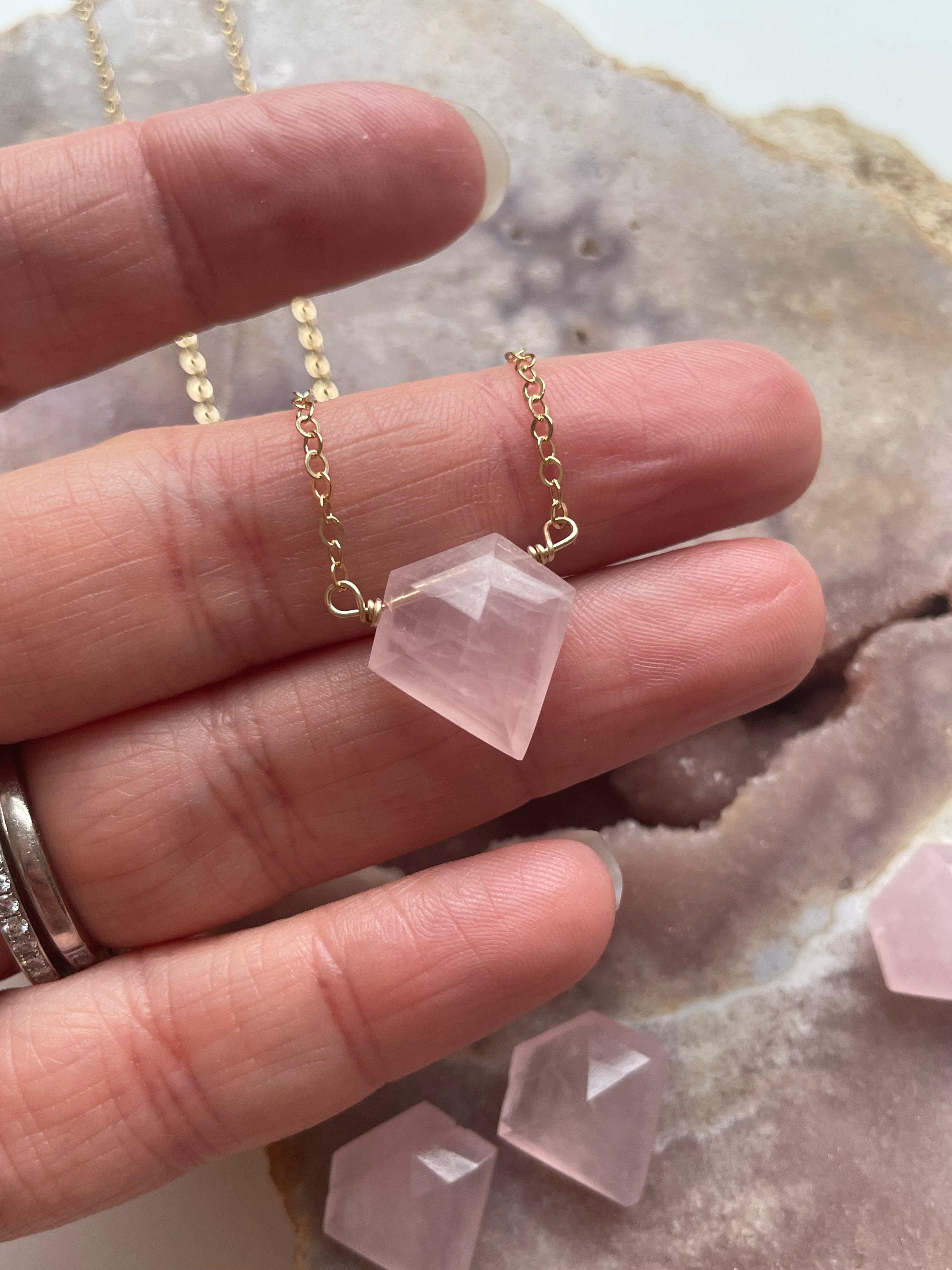 Rose Quartz Crystal Necklace for Healing & Love - Silver or Gold Filled Pendant for Women - Perfect for Meditation, Energy Healing & Spiritual Gifts