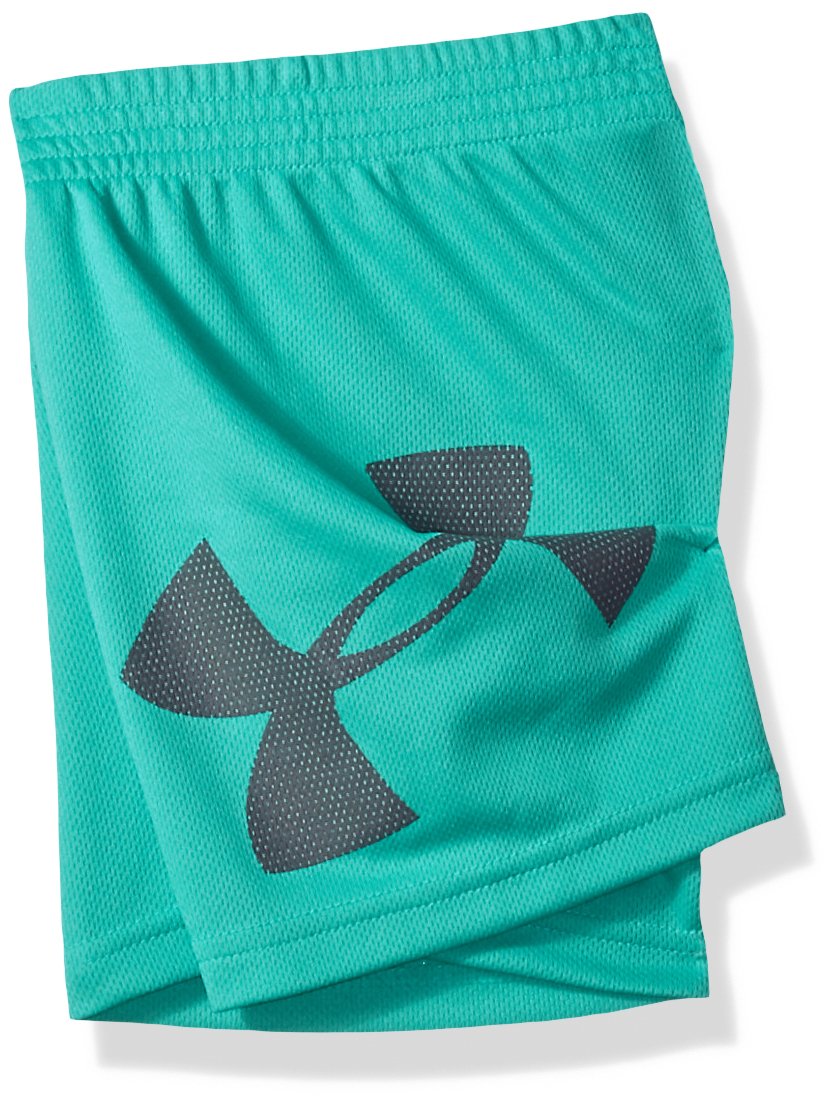 Under Armour Boys' Striker Shorts - Lightweight Athletic Running Shorts for Kids - Perfect for Sports, Gym & Outdoor Activities