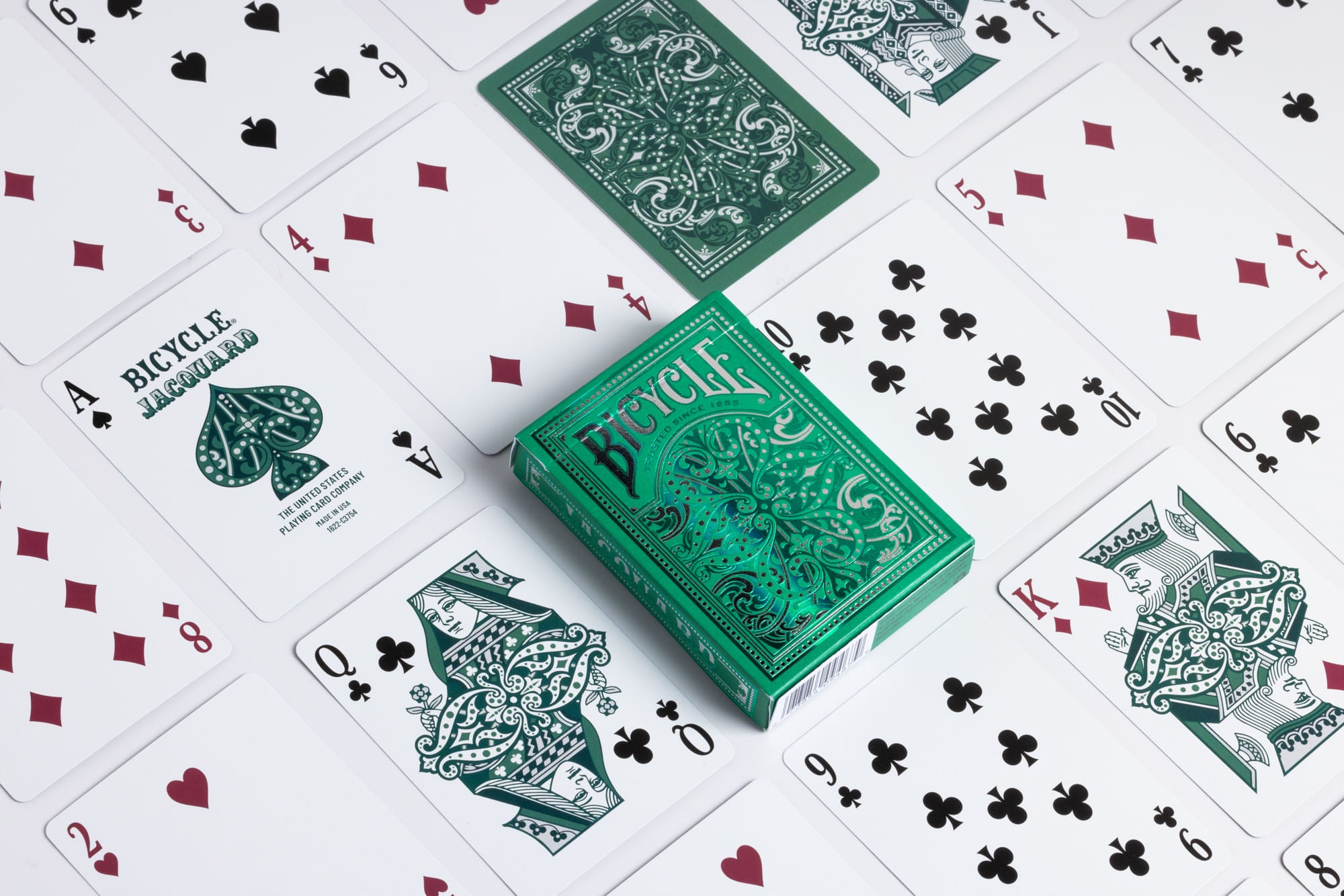 Premium Bicycle Jacquard Playing Cards - Elegant Design for Poker, Magic Tricks & Card Games - Perfect for Casino Nights, Family Gatherings & Professional Performances