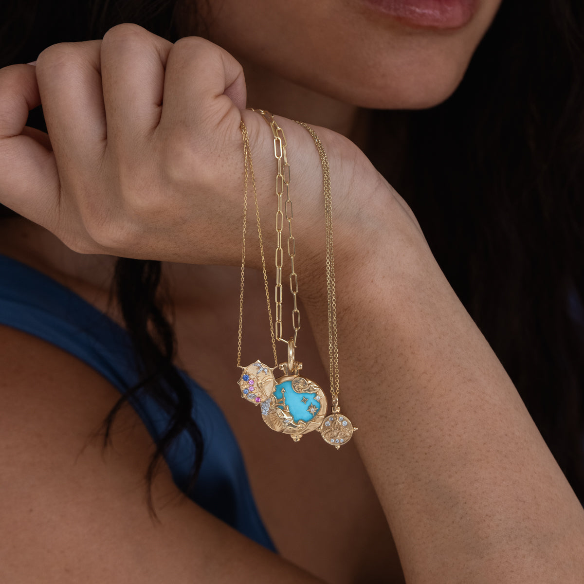 Two-Sided Mother Charm Pendant - Heart & Floral Design - Perfect for Mother's Day Gifts, Birthday Presents & Jewelry Collection