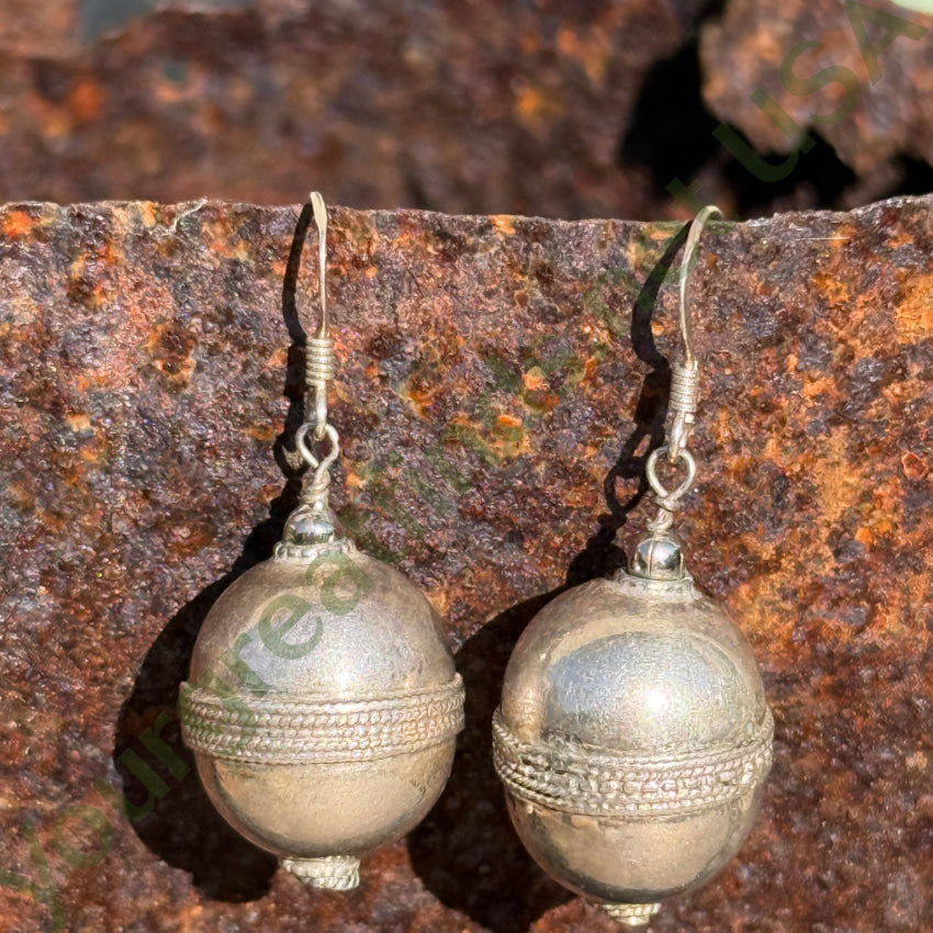 Vintage Bohemian Sterling Silver Oval Orb Pierced Earrings for Women - Handmade Dangle Earrings for Boho Chic, Party & Everyday Wear