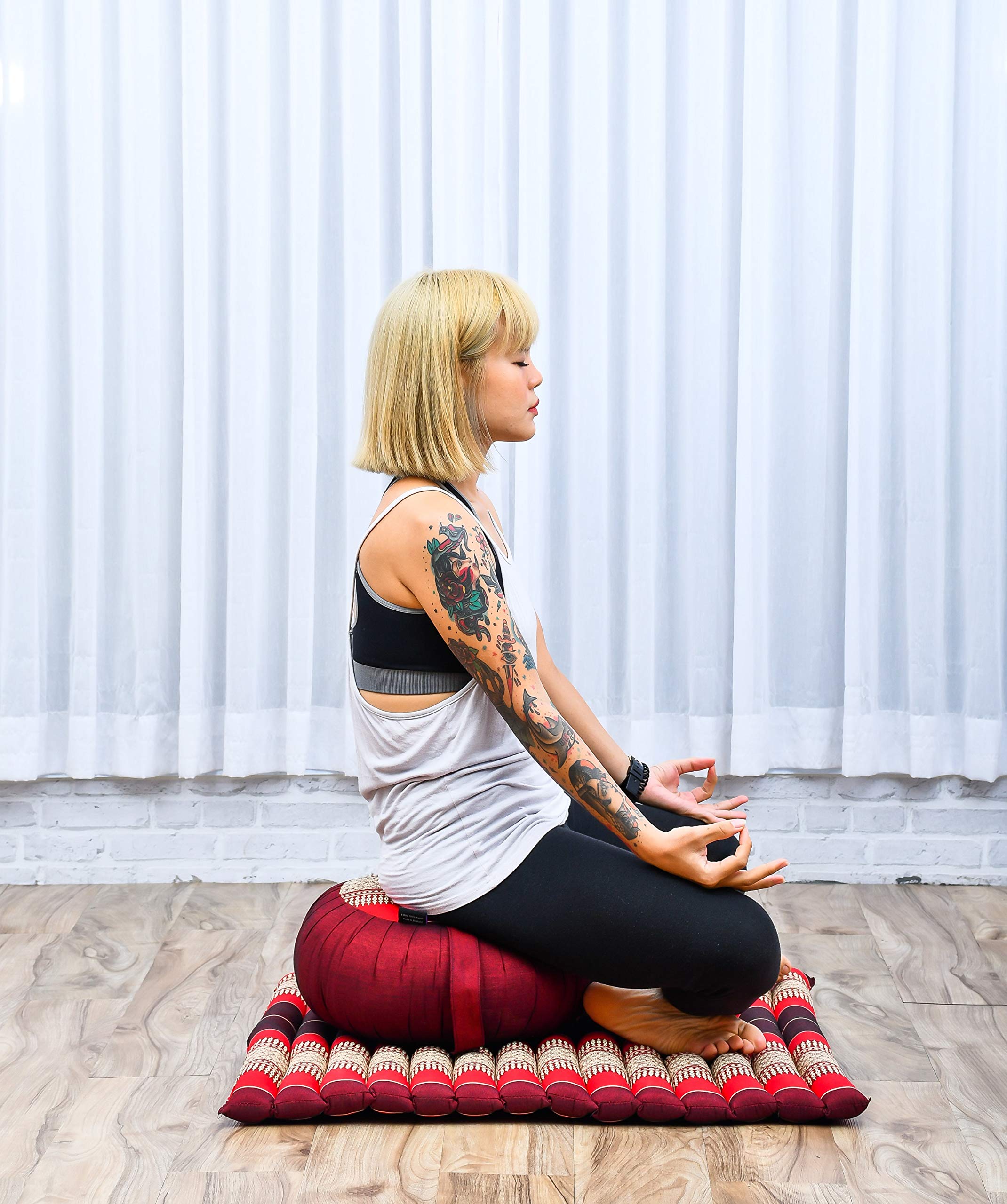 Leewadee Meditation Cushion Set - Premium Round Zafu Pillow & Square Zabuton Mat with Kapok Filling for Yoga, Zen Practice & Home Meditation (Comfortable Floor Seating for Beginners & Experts)