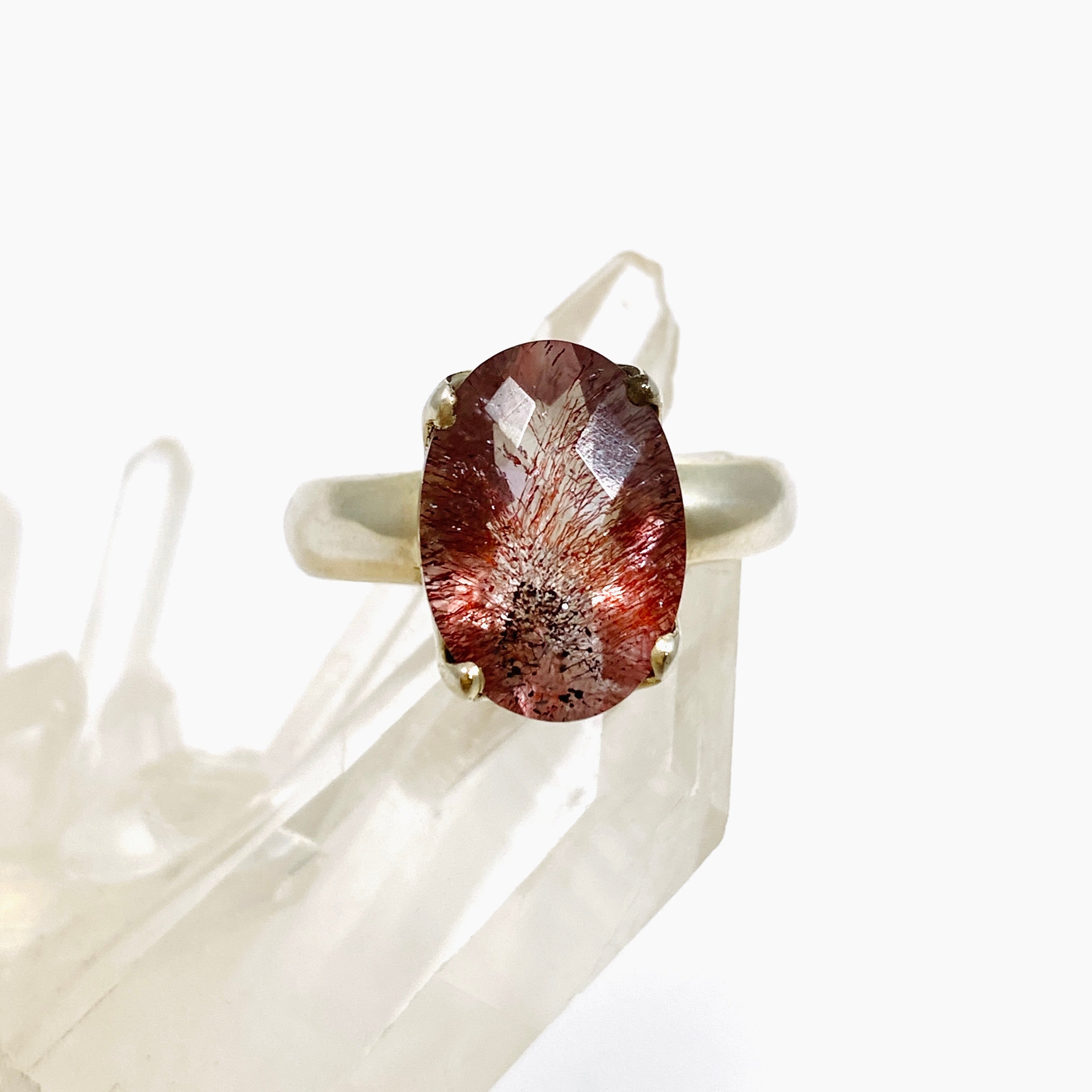 Inclusion Quartz Oval Checkerboard Faceted Ring Size 9 - Elegant Crystal Jewelry for Women, Perfect for Weddings, Parties & Everyday Wear PRGJ678
