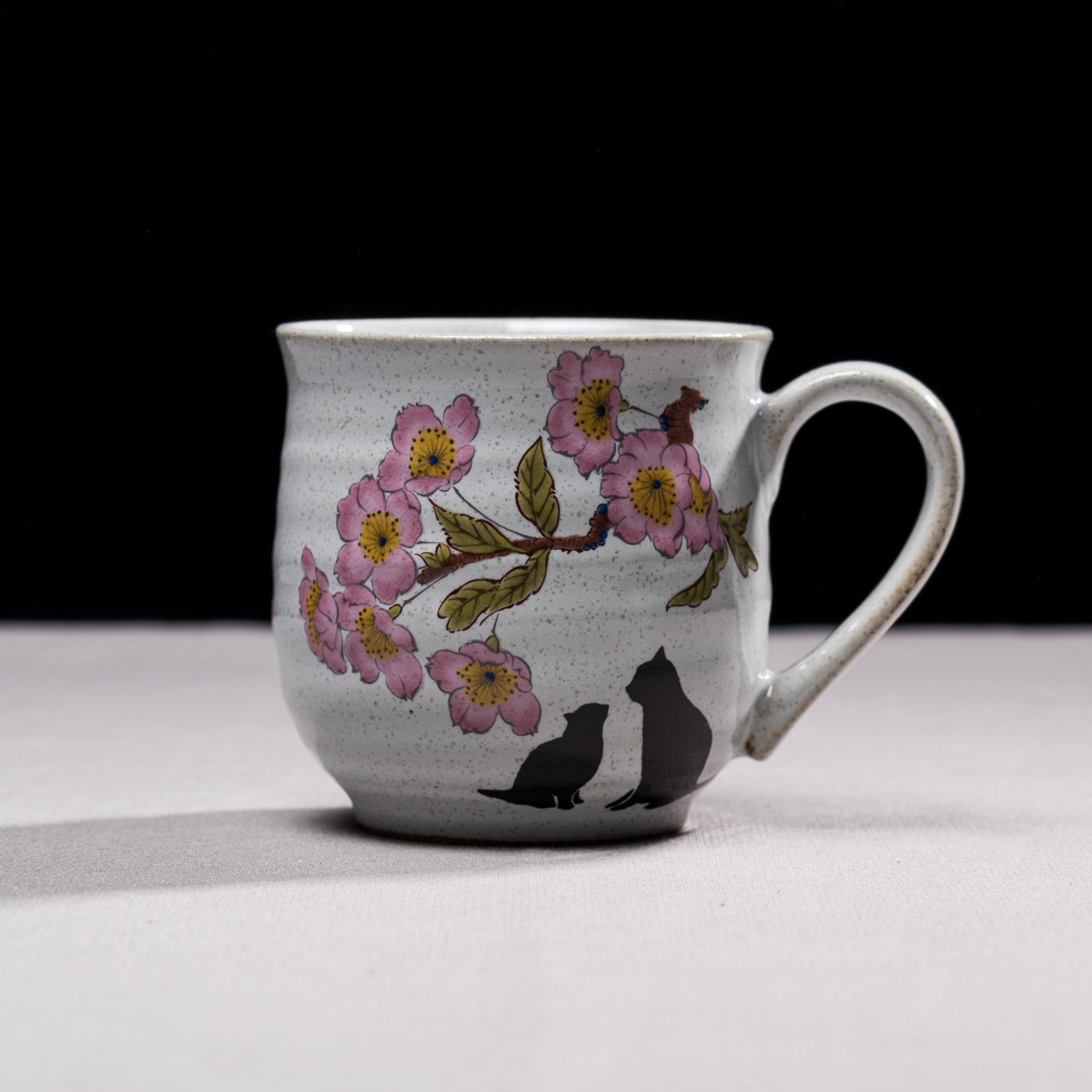 Handmade Kutani Ware Sakura Cat Ceramic Mug - Japanese Traditional Tea Cup with Cherry Blossom & Cat Design - Perfect for Tea, Coffee & Home Decor
