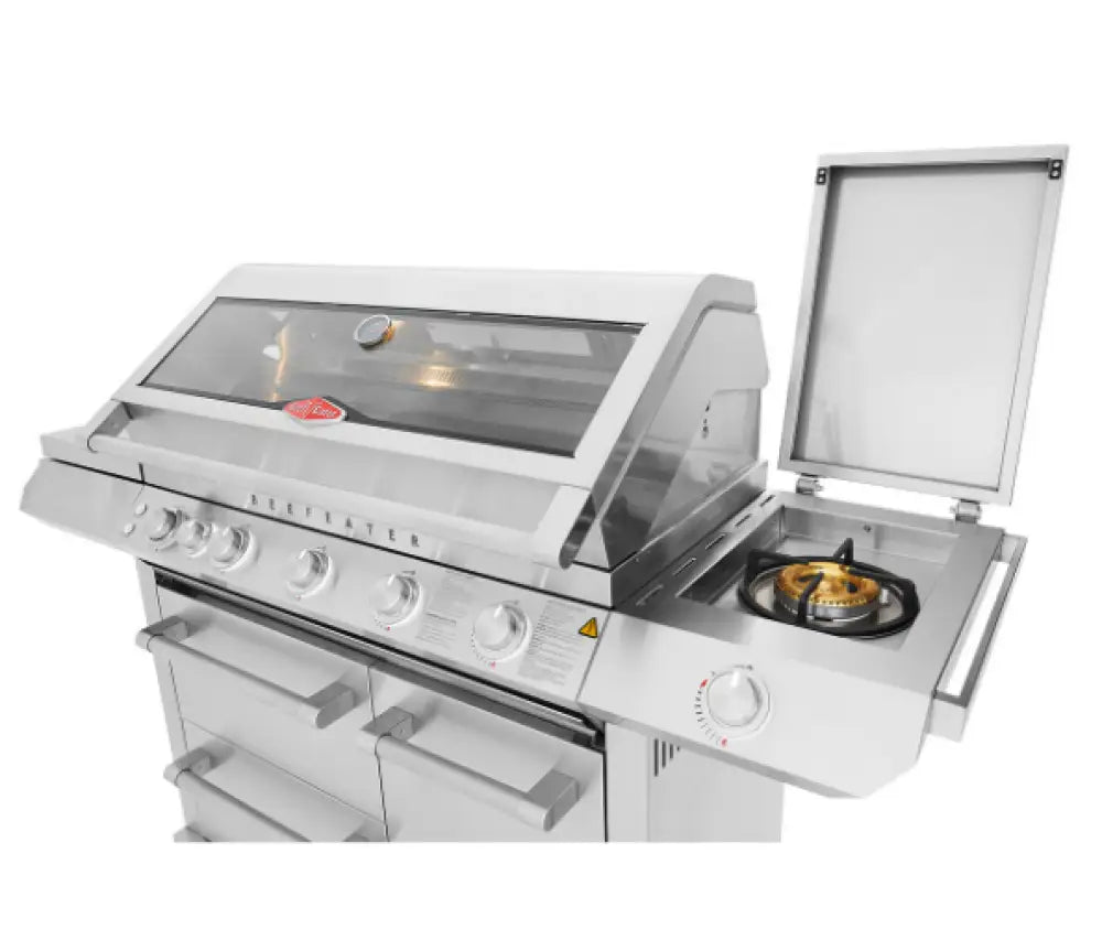 BeefEater BMF7655SA 7000 Premium 5 Burner Gas Grill with Side Burner - Outdoor BBQ Grill for Backyard, Patio, and Camping Cooking