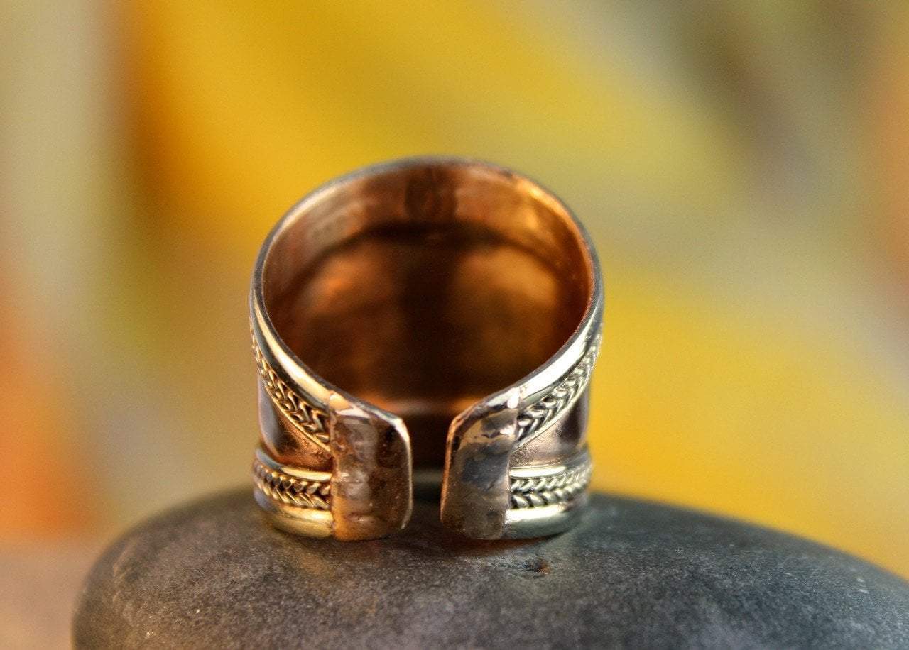 Adjustable Om Mani Padme Hum Ring - Handmade Copper & Brass Buddhist Meditation Ring for Yoga, Mindfulness & Spiritual Healing